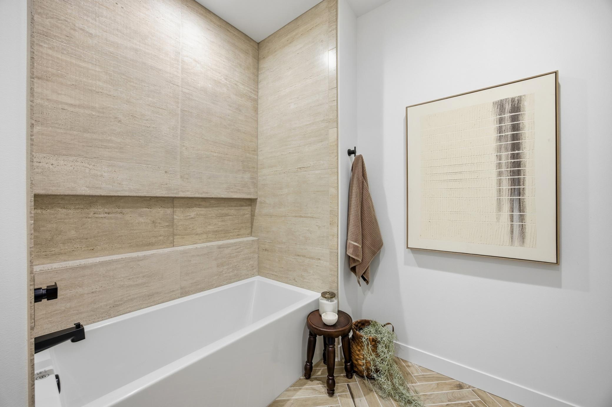 West Fargo, North Dakota, 58078, United States, 5 Bedrooms Bedrooms, ,4 BathroomsBathrooms,Residential,Active,1970996