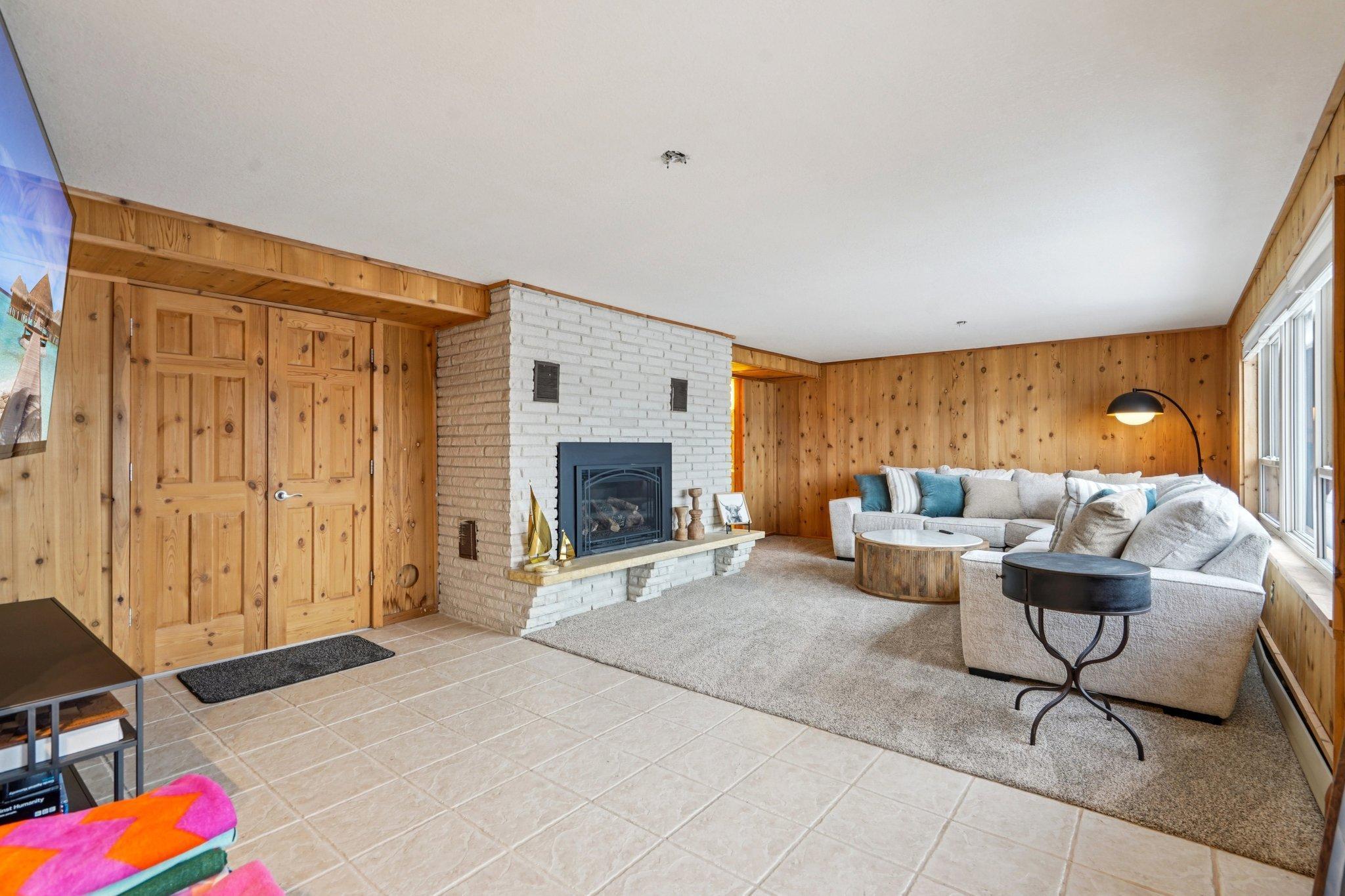 Prior Lake, Minnesota, 55372, United States, 2 Bedrooms Bedrooms, ,2 BathroomsBathrooms,Residential,Active,1999912