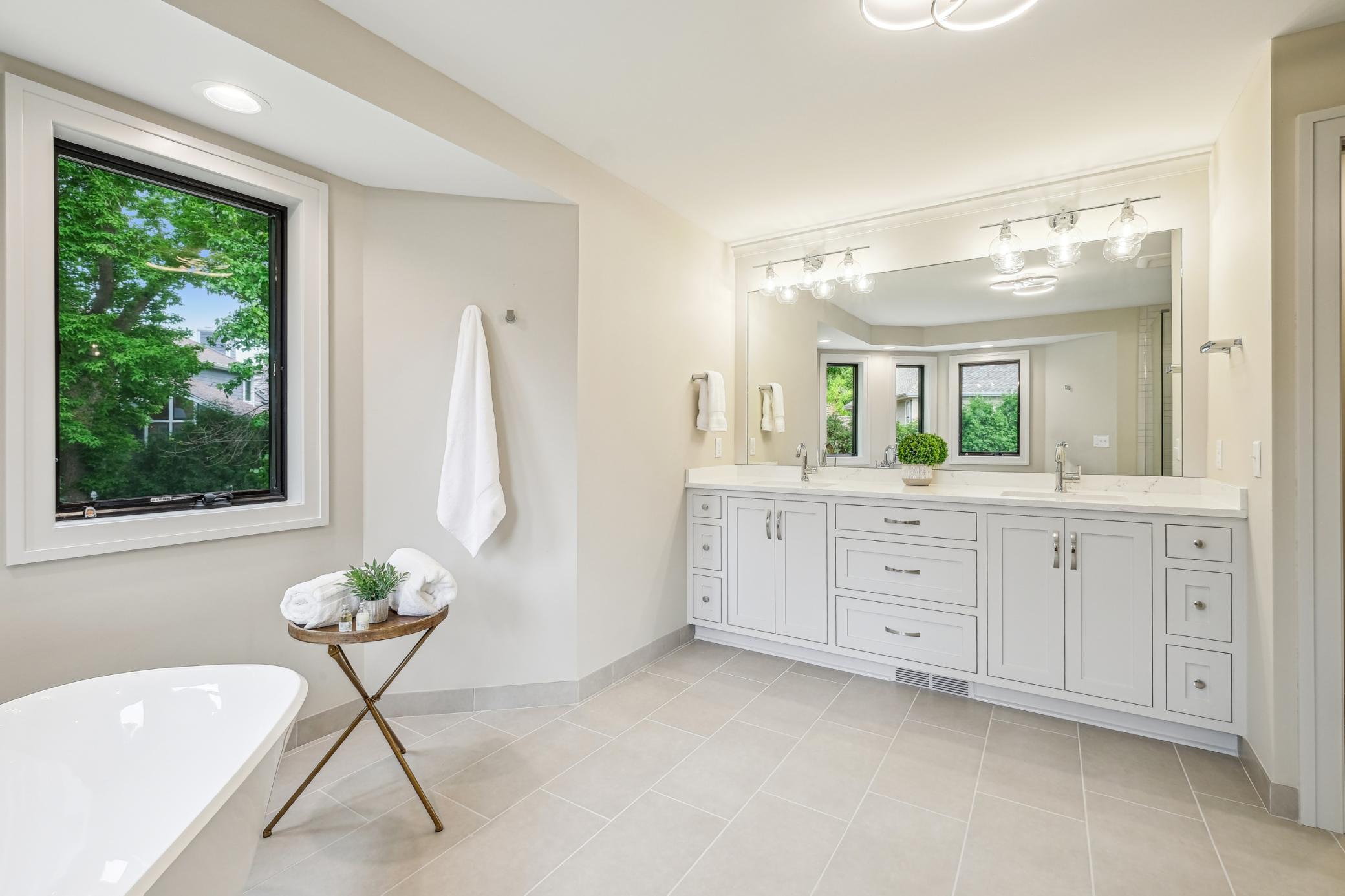Eden Prairie, Minnesota, 55347, United States, ,4 BathroomsBathrooms,Residential,Active,1843432