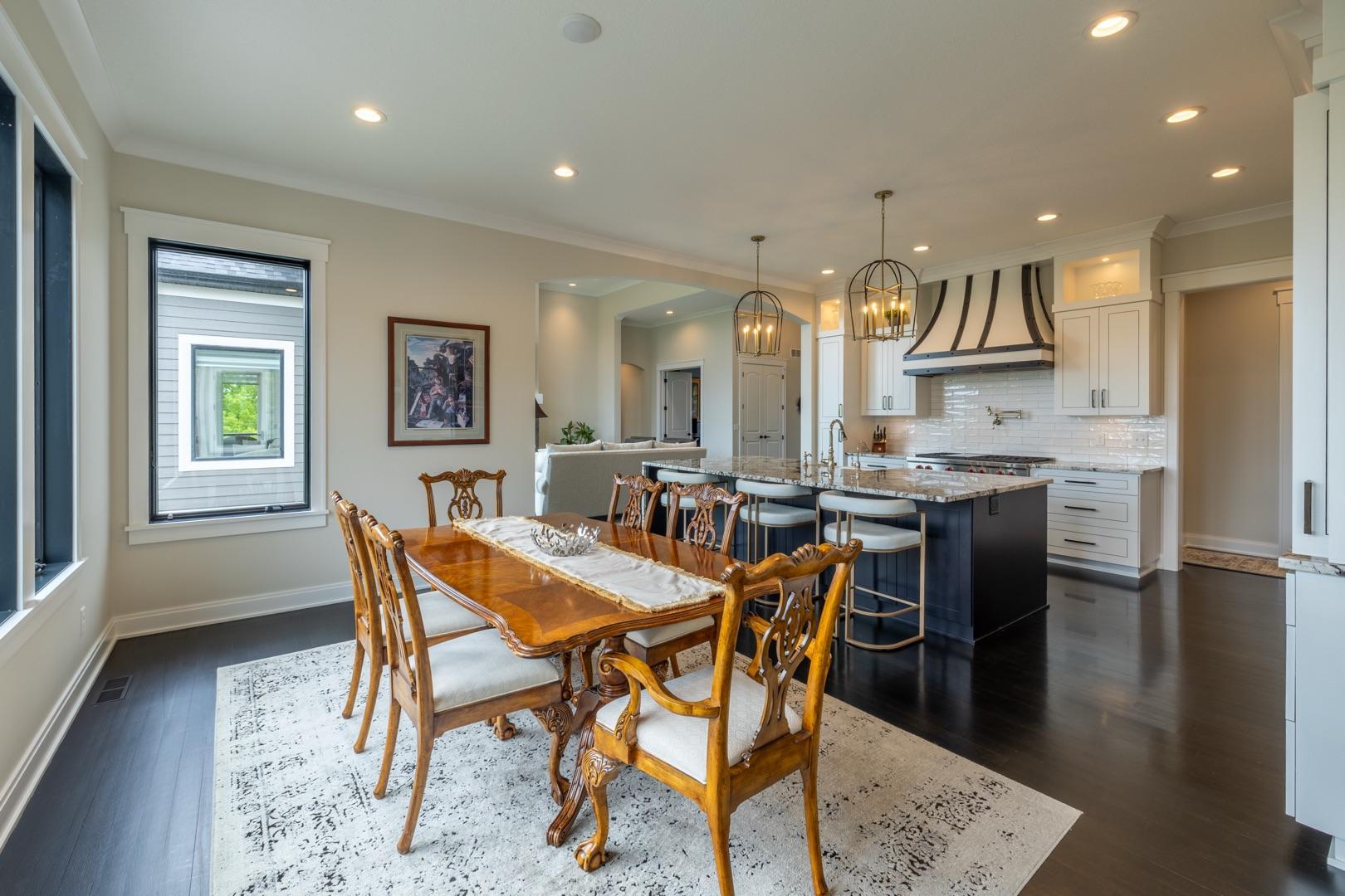 Rochester, Minnesota, 55902, United States, 4 Bedrooms Bedrooms, ,4 BathroomsBathrooms,Residential,Active,1853329