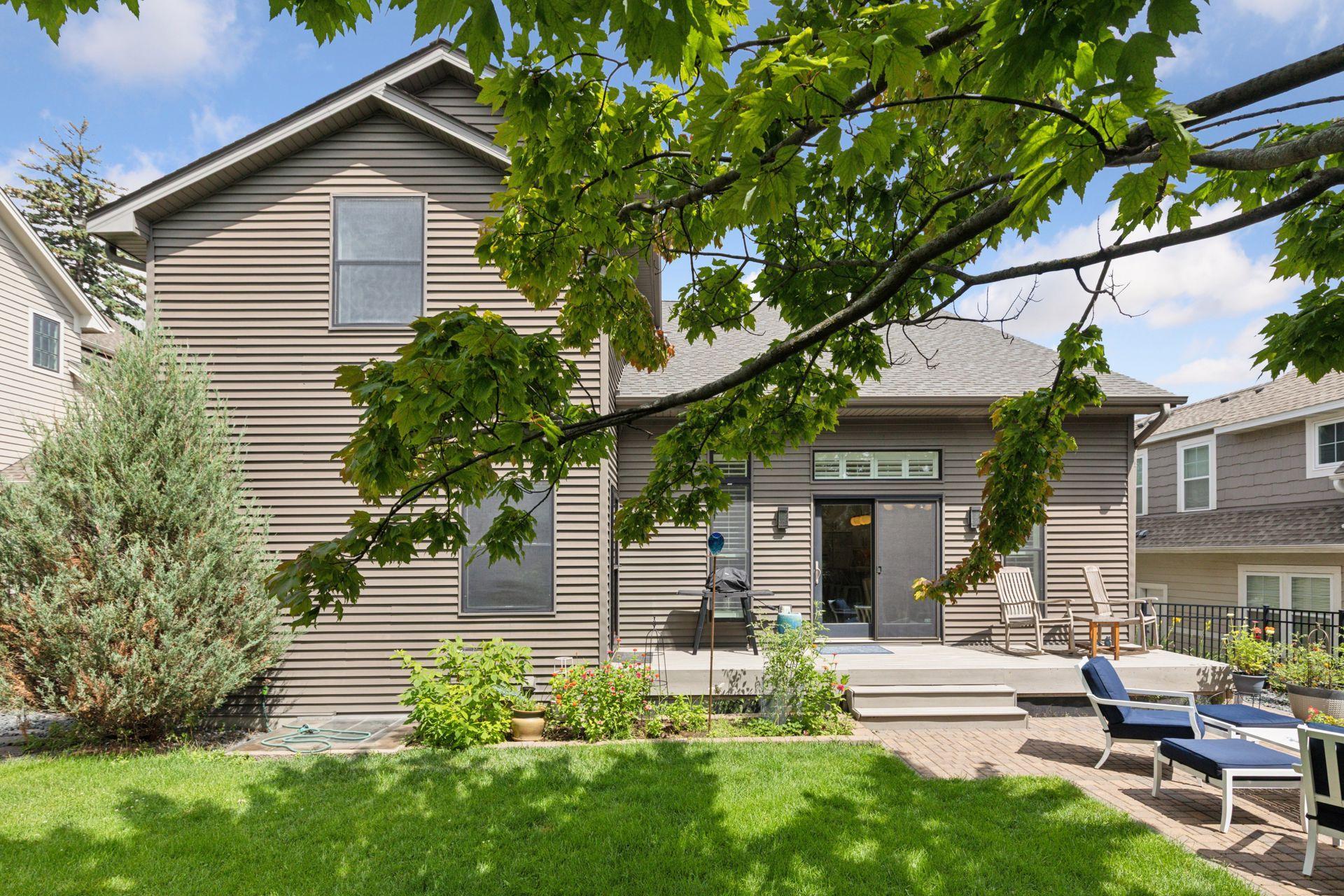 Minneapolis, Minnesota, 55410, United States, 5 Bedrooms Bedrooms, ,5 BathroomsBathrooms,Residential,Active,1929403