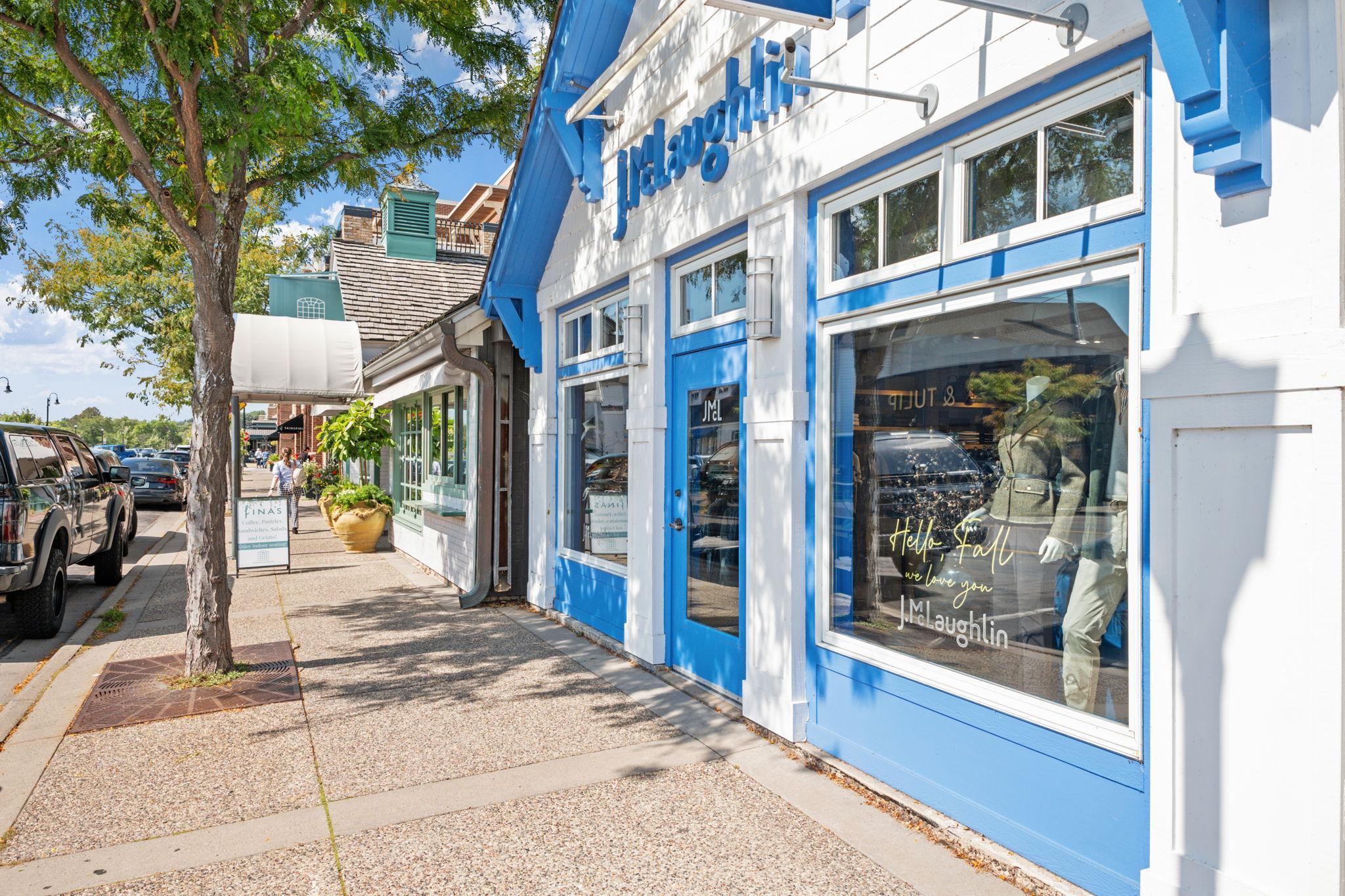 Wayzata, Minnesota, 55391, United States, 4 Bedrooms Bedrooms, ,3 BathroomsBathrooms,Residential,Active,1953718