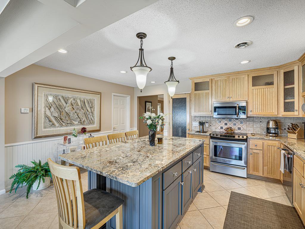 Mound, Minnesota, 55364, United States, 4 Bedrooms Bedrooms, ,3 BathroomsBathrooms,Residential,Active,1899869