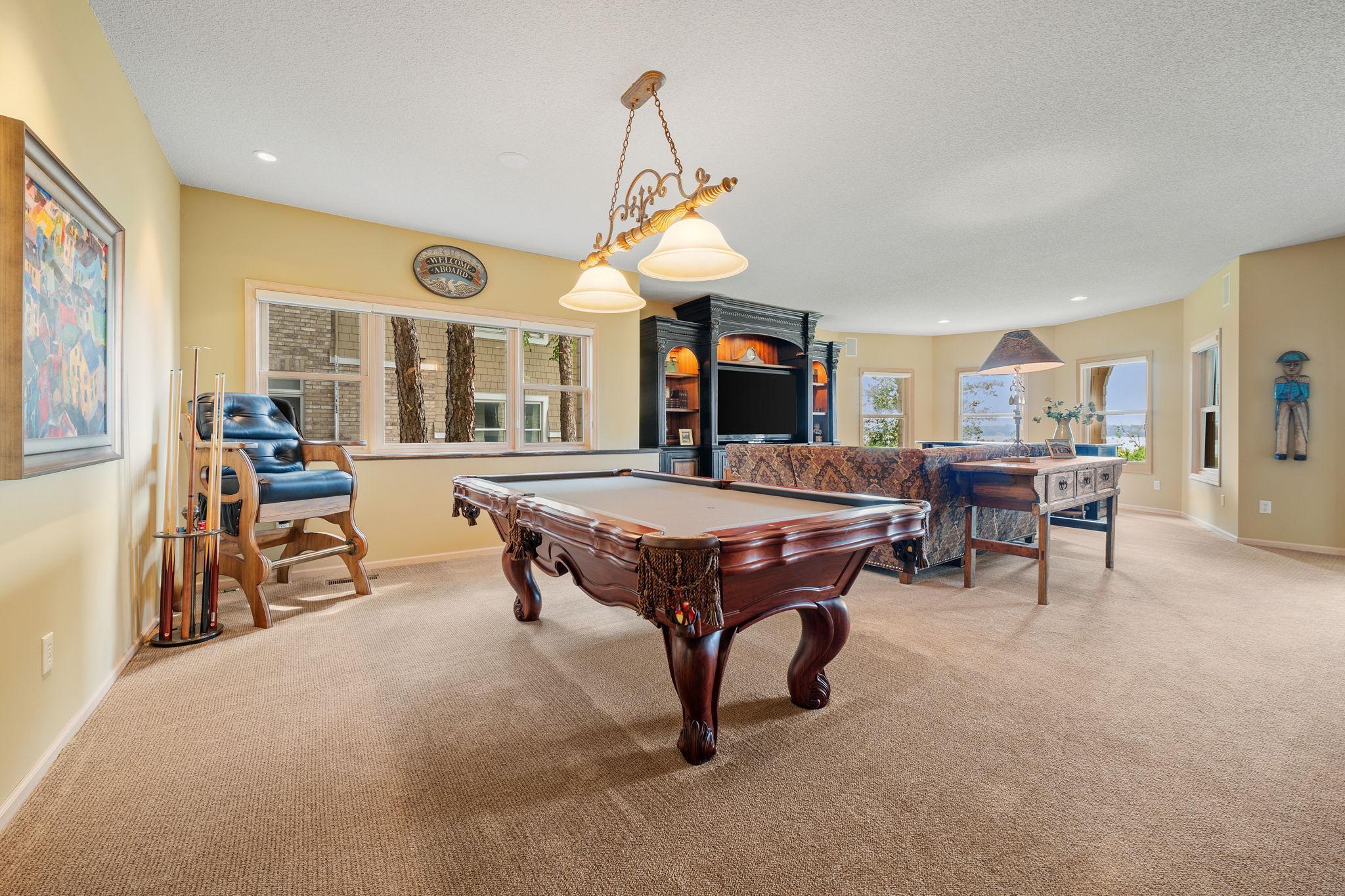 Wayzata, Minnesota, 55391, United States, 4 Bedrooms Bedrooms, ,3 BathroomsBathrooms,Residential,Active,1953718