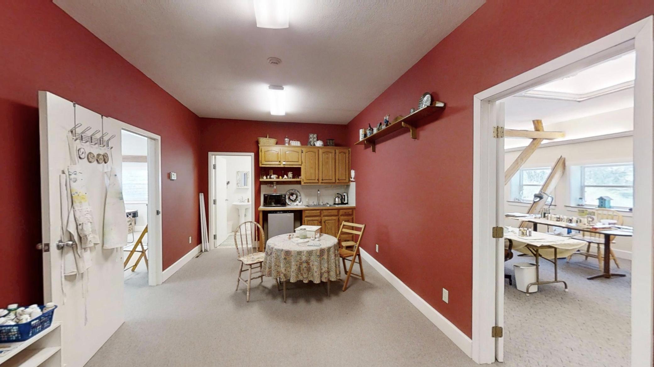 Northfield, Minnesota, 55057, United States, 3 Bedrooms Bedrooms, ,3 BathroomsBathrooms,Residential,Active,1920261