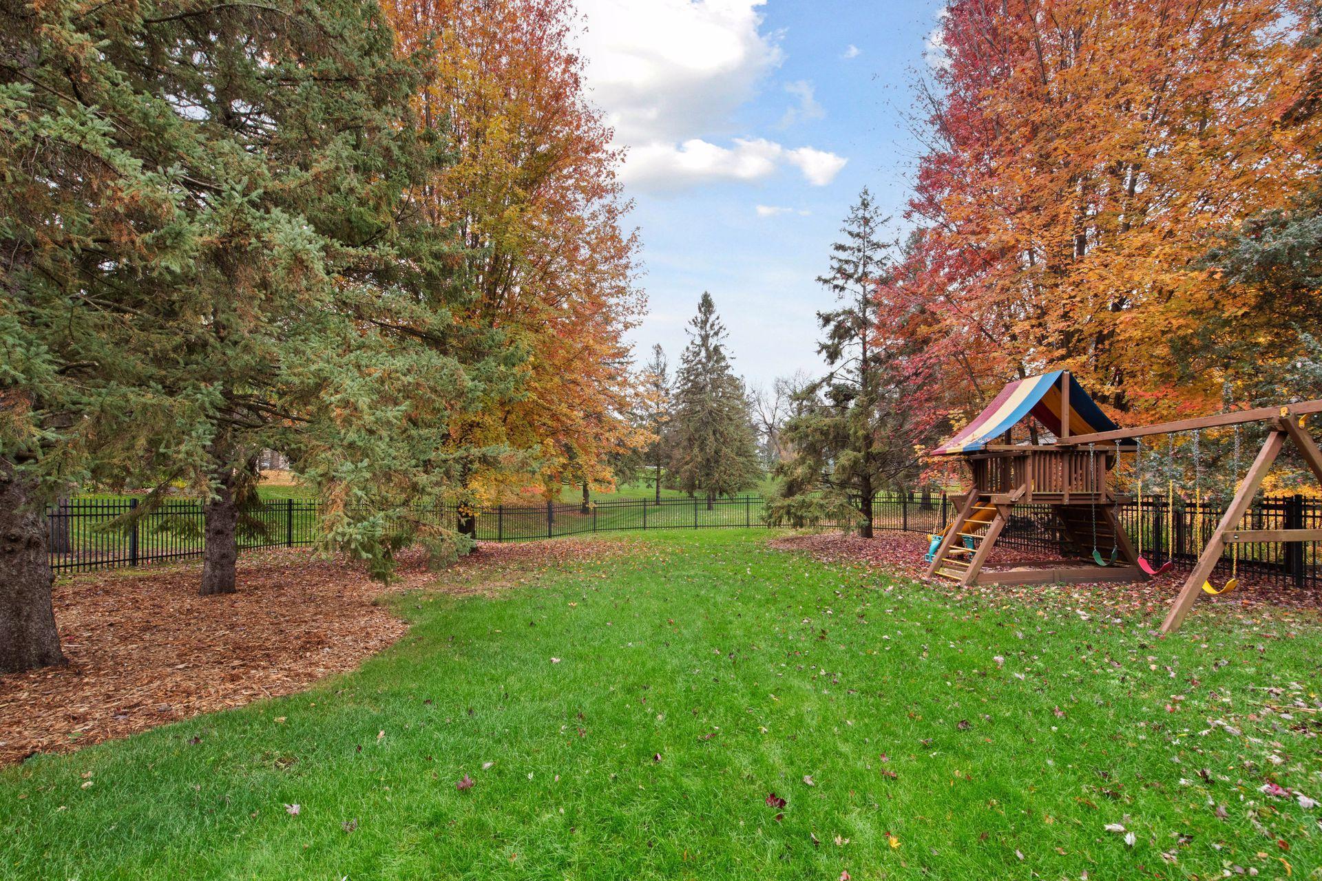 Eden Prairie, Minnesota, 55347, United States, 4 Bedrooms Bedrooms, ,5 BathroomsBathrooms,Residential,Active,1959538