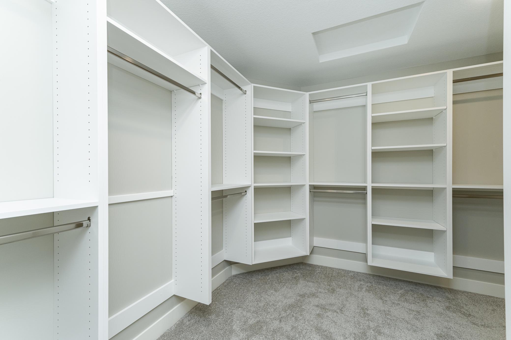 Rochester, Minnesota, 55902, United States, 6 Bedrooms Bedrooms, ,5 BathroomsBathrooms,Residential,Active,1936101