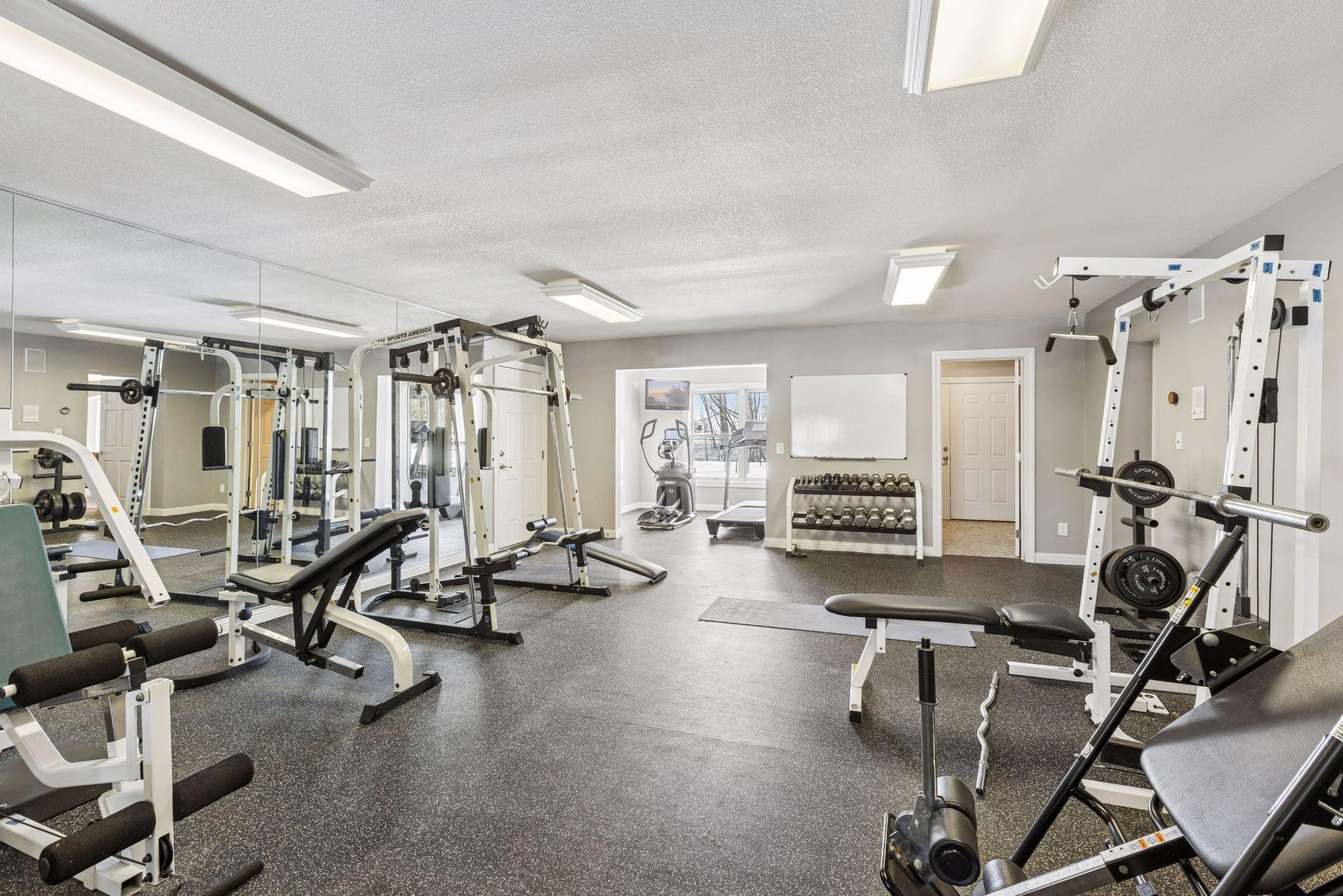 West Saint Paul, Minnesota, 55118, United States, 5 Bedrooms Bedrooms, ,5 BathroomsBathrooms,Residential,Active,2013431