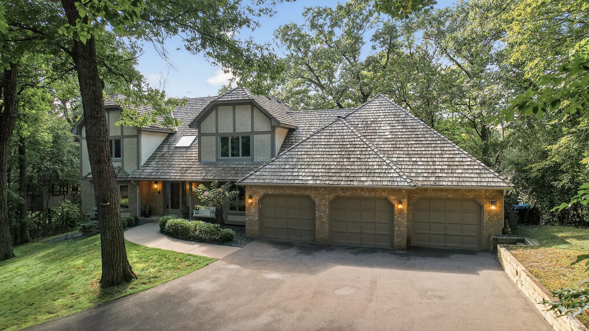 Hopkins, Minnesota, 55305, United States, 5 Bedrooms Bedrooms, ,4 BathroomsBathrooms,Residential,Active,1943778