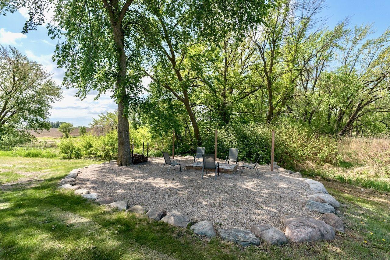 Elysian, Minnesota, 56028, United States, 6 Bedrooms Bedrooms, ,6 BathroomsBathrooms,Residential,Active,1831792