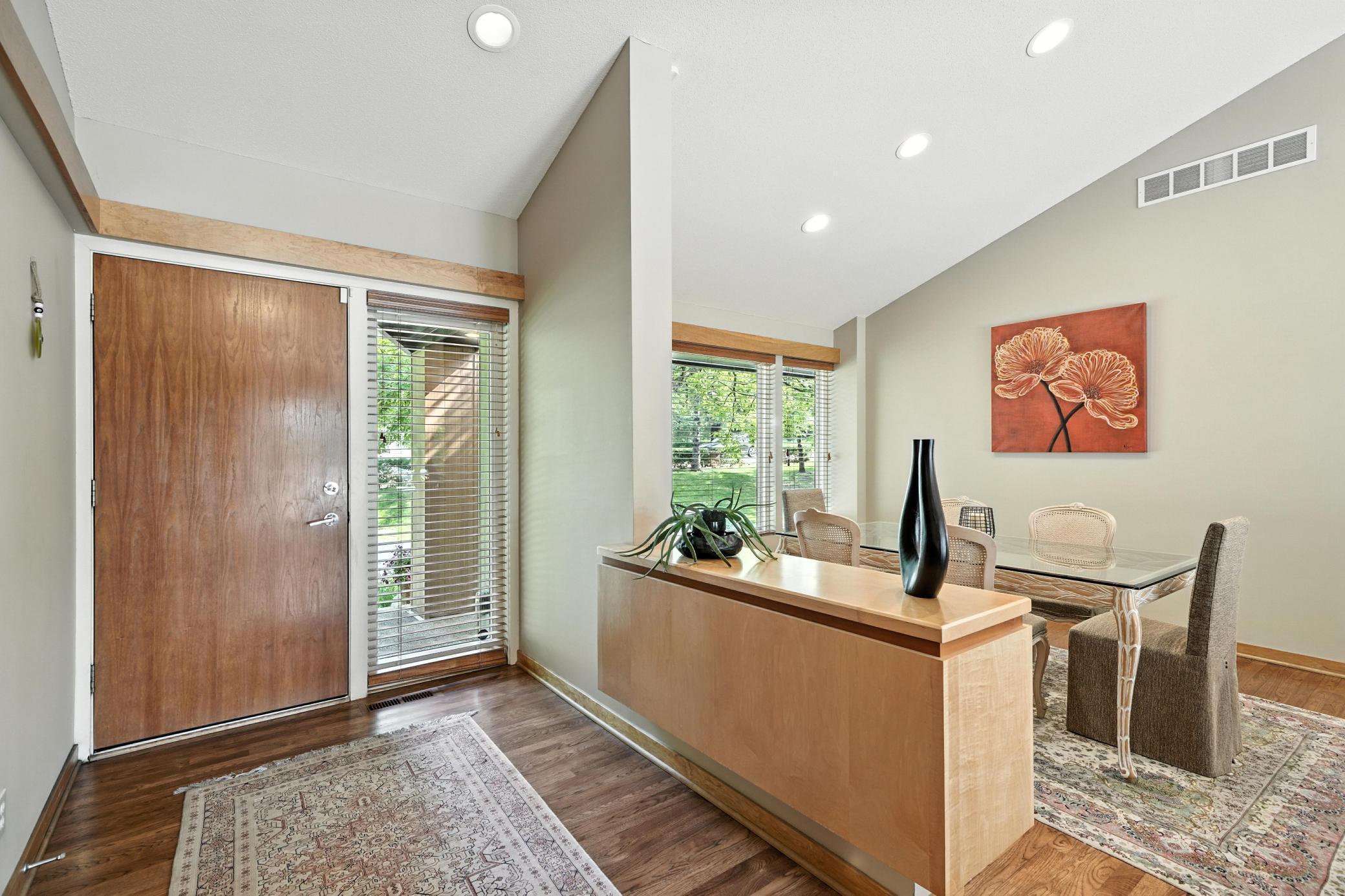 Minnetonka, Minnesota, 55345, United States, 5 Bedrooms Bedrooms, ,3 BathroomsBathrooms,Residential,Active,1971001