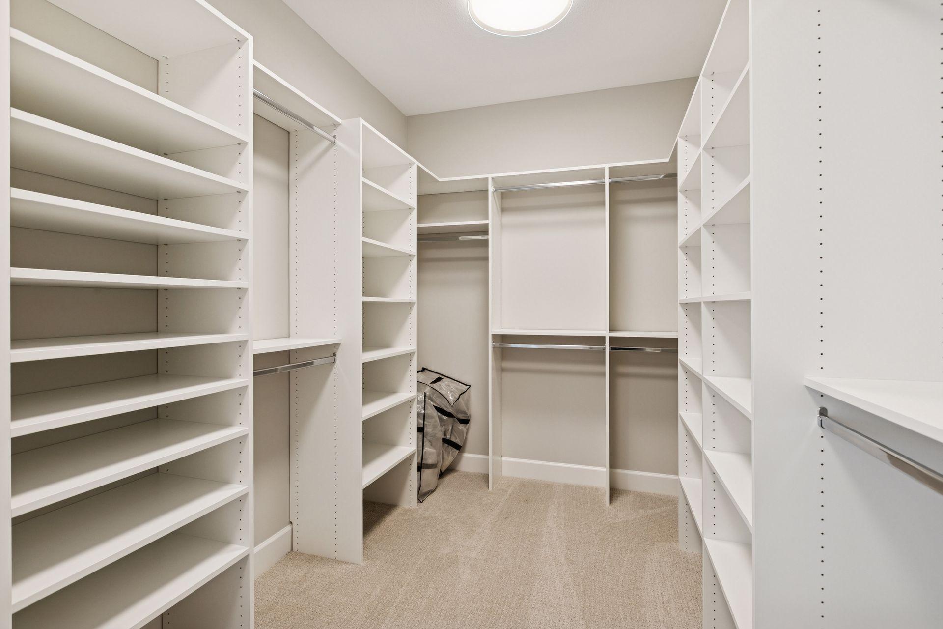 Shoreview, Minnesota, 55126, United States, ,3 BathroomsBathrooms,Residential,Active,1756330