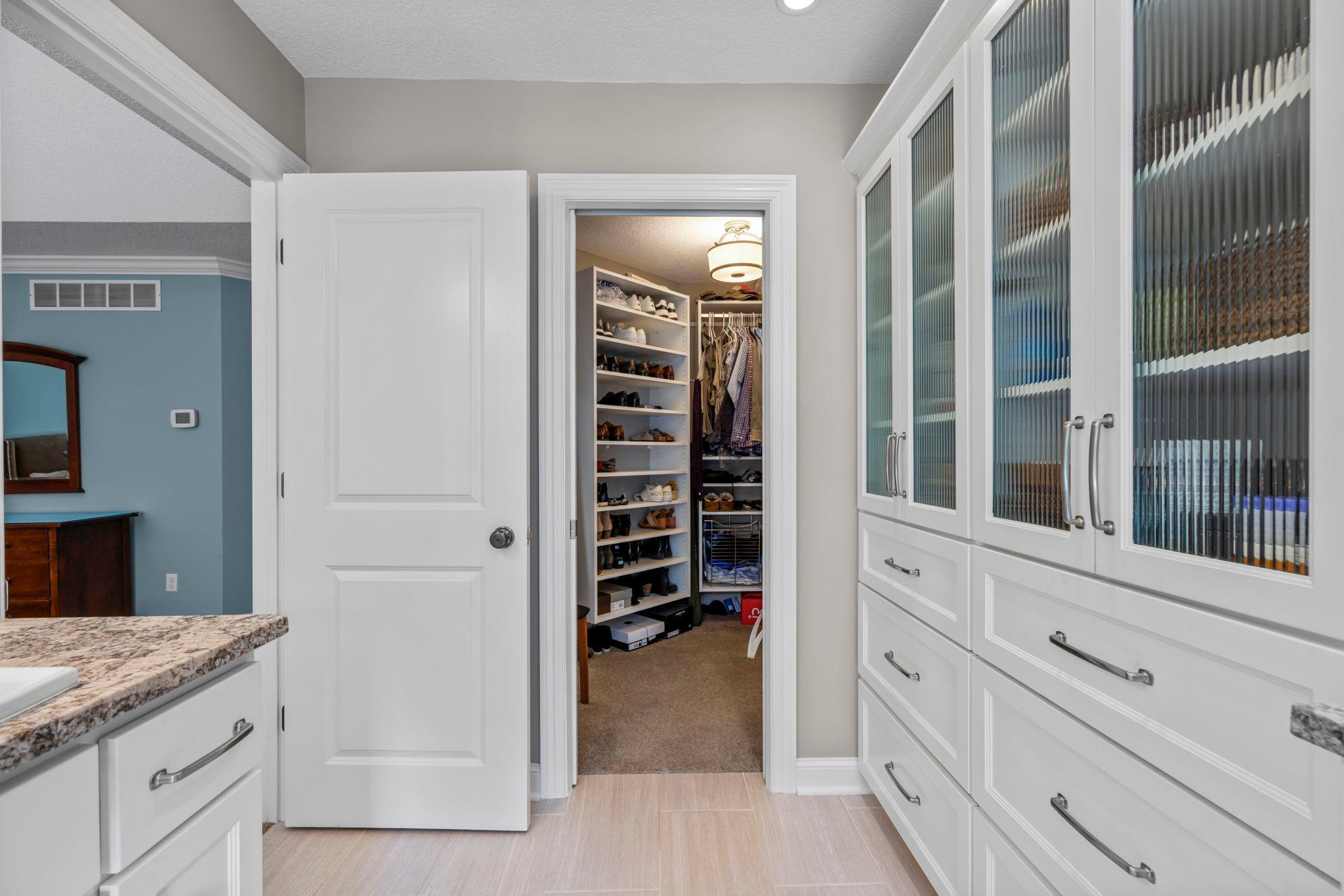 Rosemount, Minnesota, 55068, United States, 5 Bedrooms Bedrooms, ,5 BathroomsBathrooms,Residential,Active,2007318