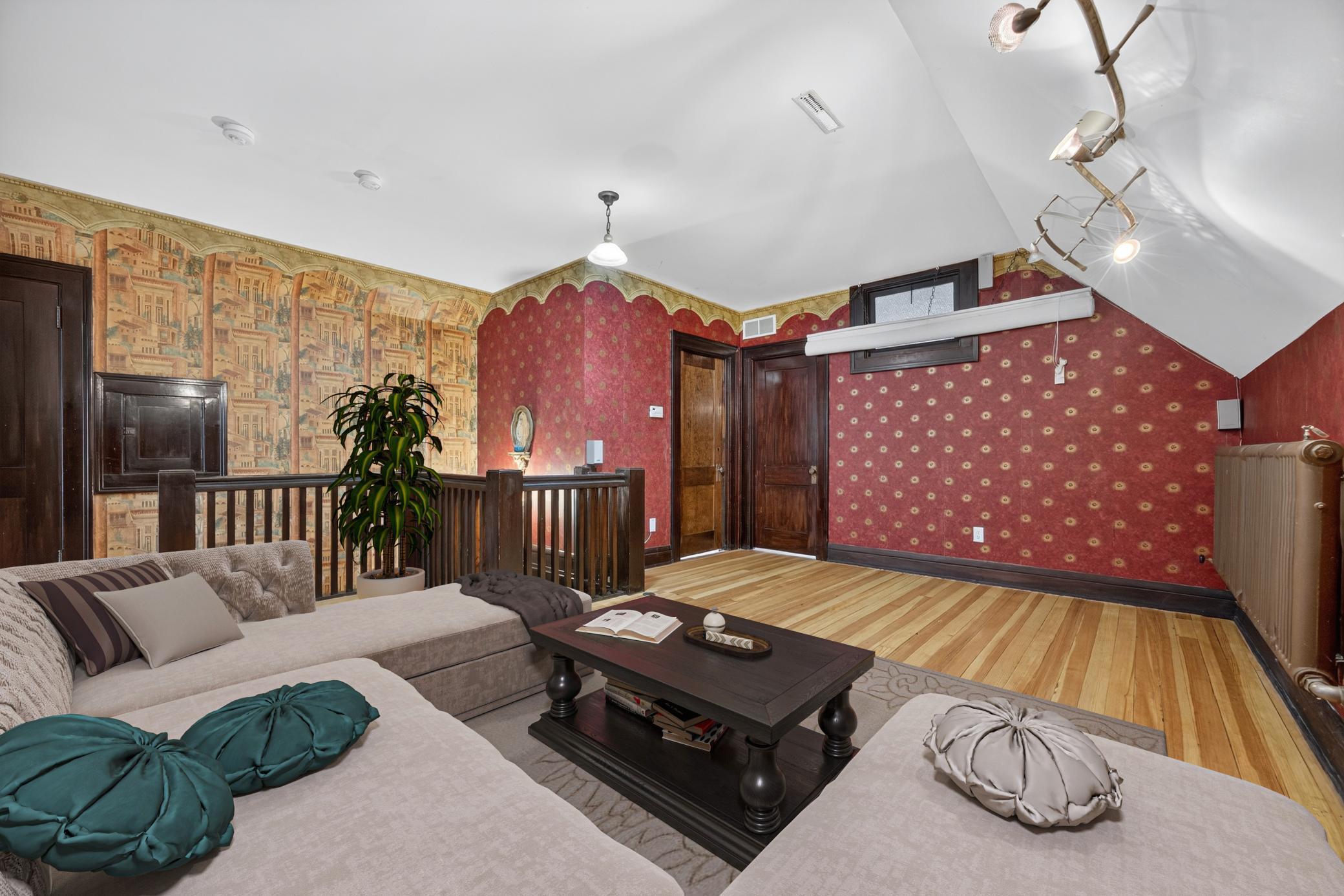 Rochester, Minnesota, 55902, United States, 7 Bedrooms Bedrooms, ,7 BathroomsBathrooms,Residential,Active,1973275