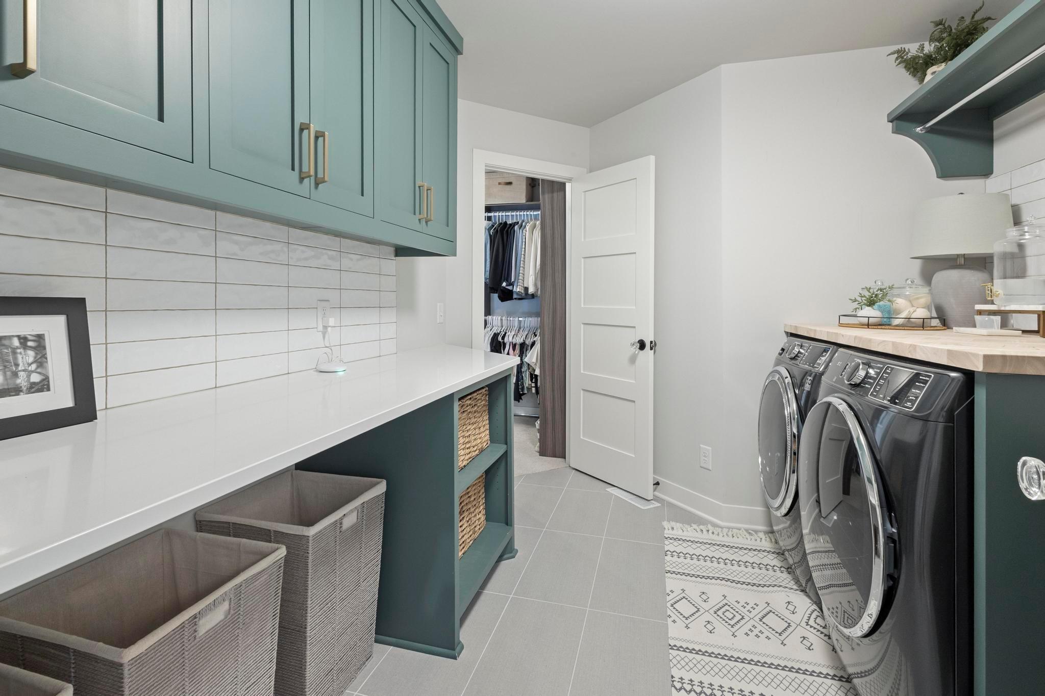 Excelsior, Minnesota, 55331, United States, 5 Bedrooms Bedrooms, ,5 BathroomsBathrooms,Residential,Active,1880009