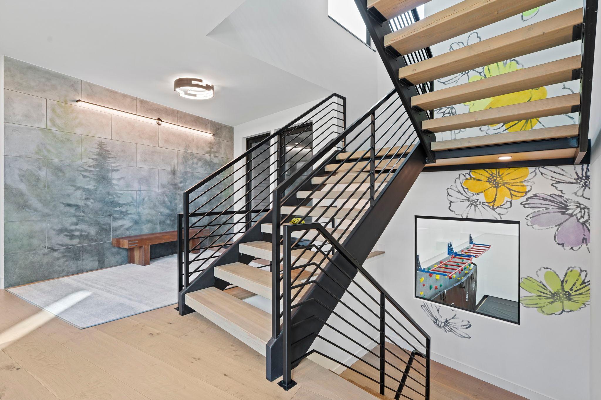 Shakopee, Minnesota, 55379, United States, 5 Bedrooms Bedrooms, ,5 BathroomsBathrooms,Residential,Active,1964254