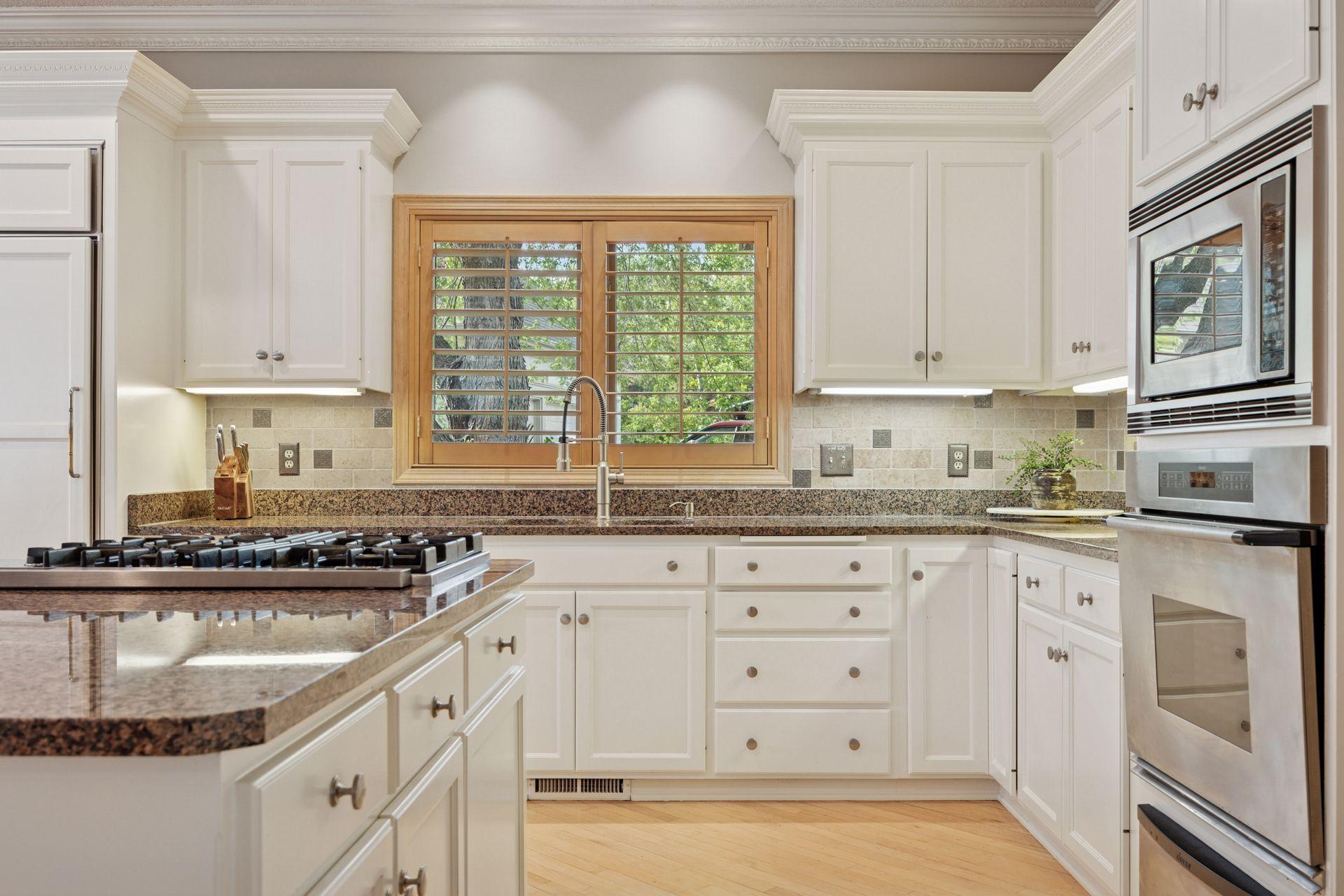 Eden Prairie, Minnesota, 55347, United States, 4 Bedrooms Bedrooms, ,5 BathroomsBathrooms,Residential,Active,1959538