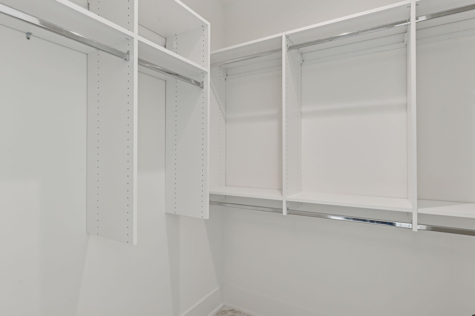 Eagan, Minnesota, 55123, United States, 3 Bedrooms Bedrooms, ,3 BathroomsBathrooms,Residential,Active,1936421