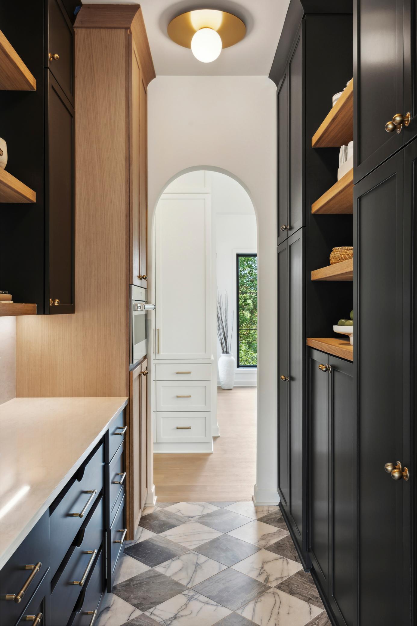 Wayzata, Minnesota, 55391, United States, 5 Bedrooms Bedrooms, ,5 BathroomsBathrooms,Residential,Active,1963391