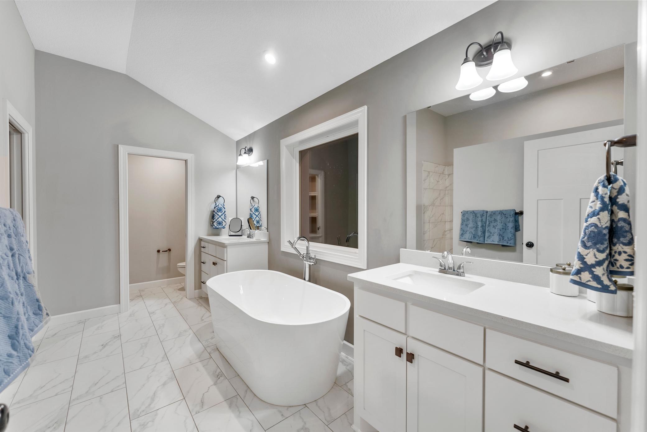 Andover, Minnesota, 55304, United States, 5 Bedrooms Bedrooms, ,5 BathroomsBathrooms,Residential,Active,1943833