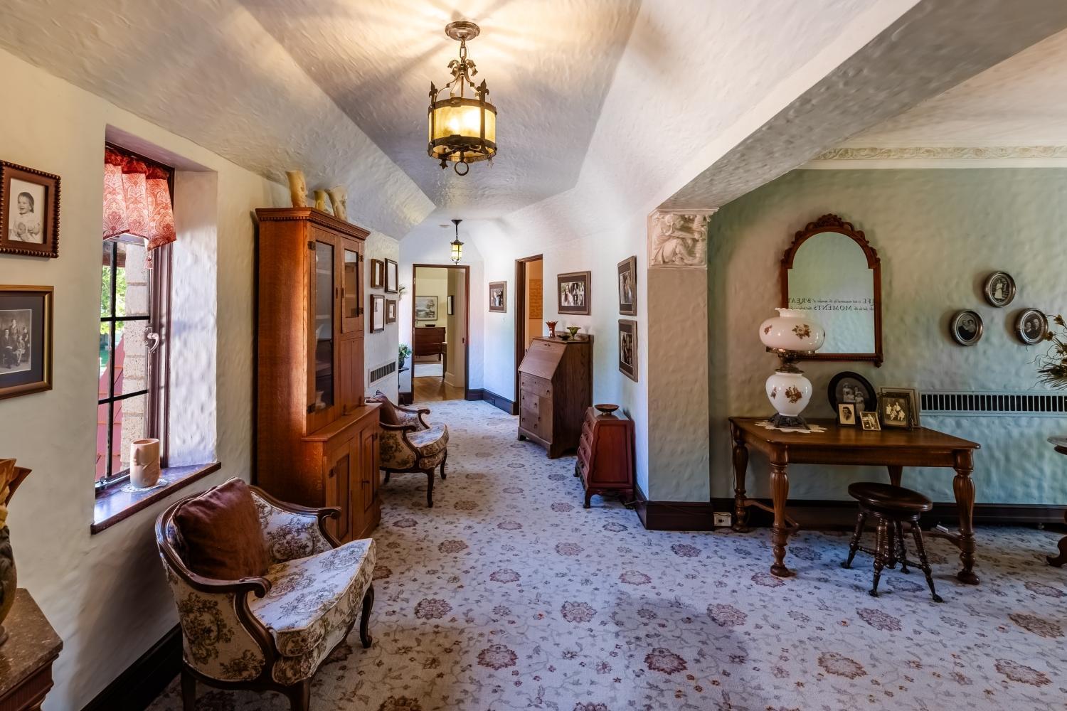 Winona, Minnesota, 55987, United States, 6 Bedrooms Bedrooms, ,6 BathroomsBathrooms,Residential,Active,1926925