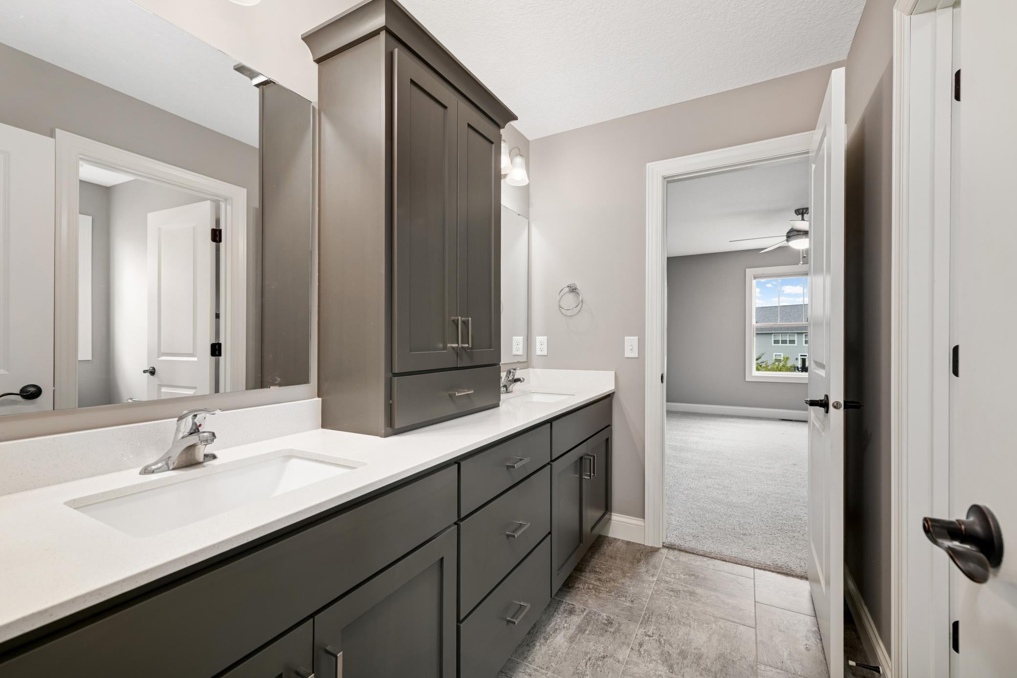 Lakeville, Minnesota, 55044, United States, 5 Bedrooms Bedrooms, ,6 BathroomsBathrooms,Residential,Active,1943786