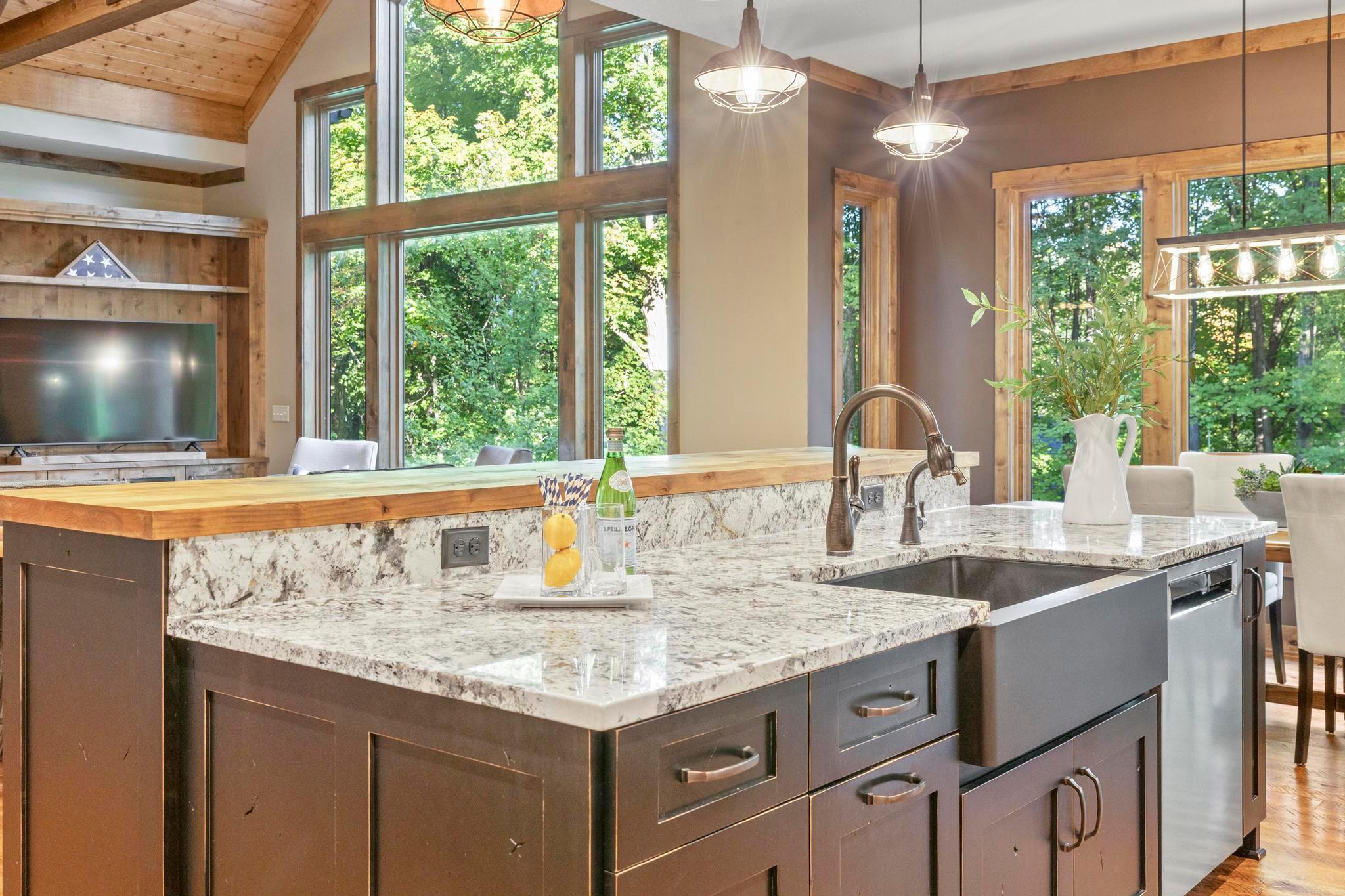 Excelsior, Minnesota, 55331, United States, 4 Bedrooms Bedrooms, ,4 BathroomsBathrooms,Residential,Active,1959542