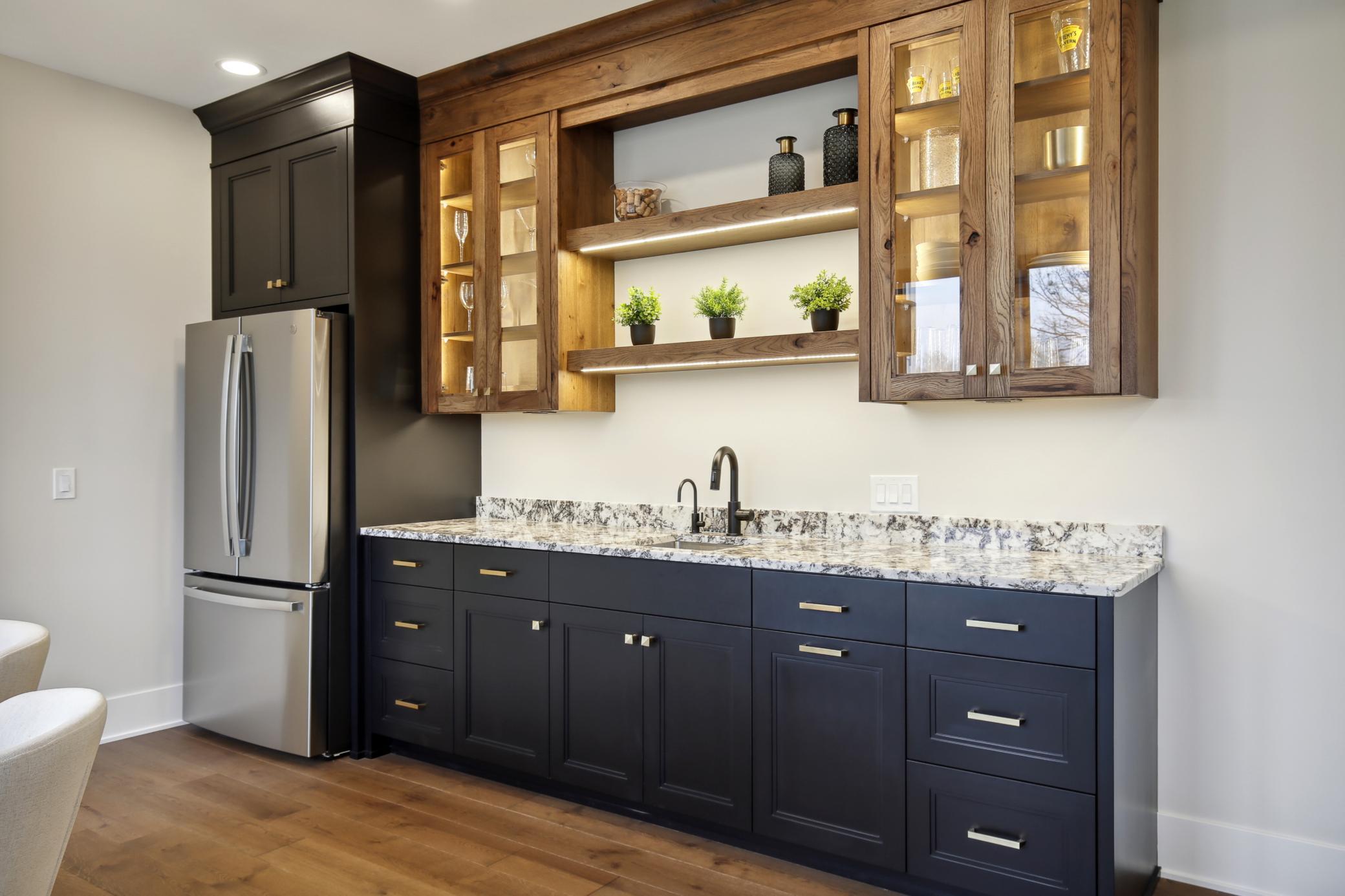 Eagan, Minnesota, 55123, United States, 5 Bedrooms Bedrooms, ,6 BathroomsBathrooms,Residential,Active,1944081