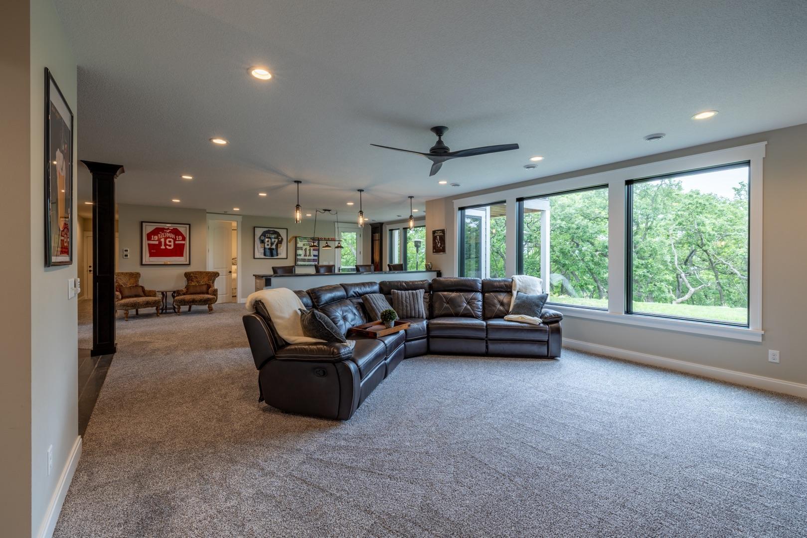 Rochester, Minnesota, 55902, United States, 4 Bedrooms Bedrooms, ,4 BathroomsBathrooms,Residential,Active,1853329