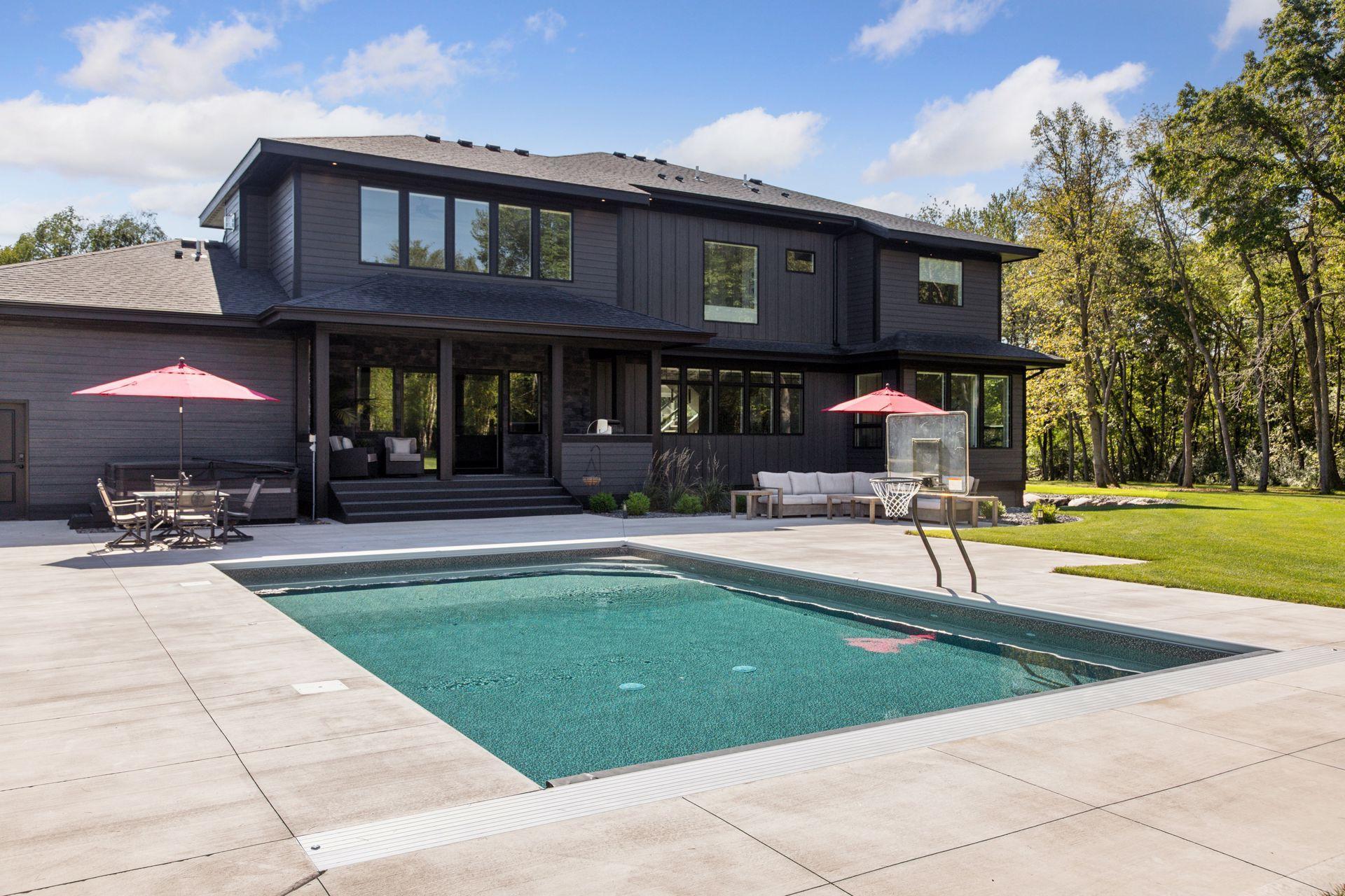 Rochester, Minnesota, 55902, United States, 4 Bedrooms Bedrooms, ,6 BathroomsBathrooms,Residential,Active,1953260