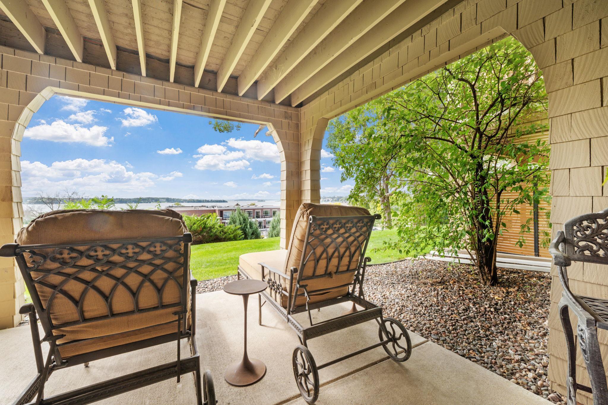 Wayzata, Minnesota, 55391, United States, 4 Bedrooms Bedrooms, ,3 BathroomsBathrooms,Residential,Active,1953718