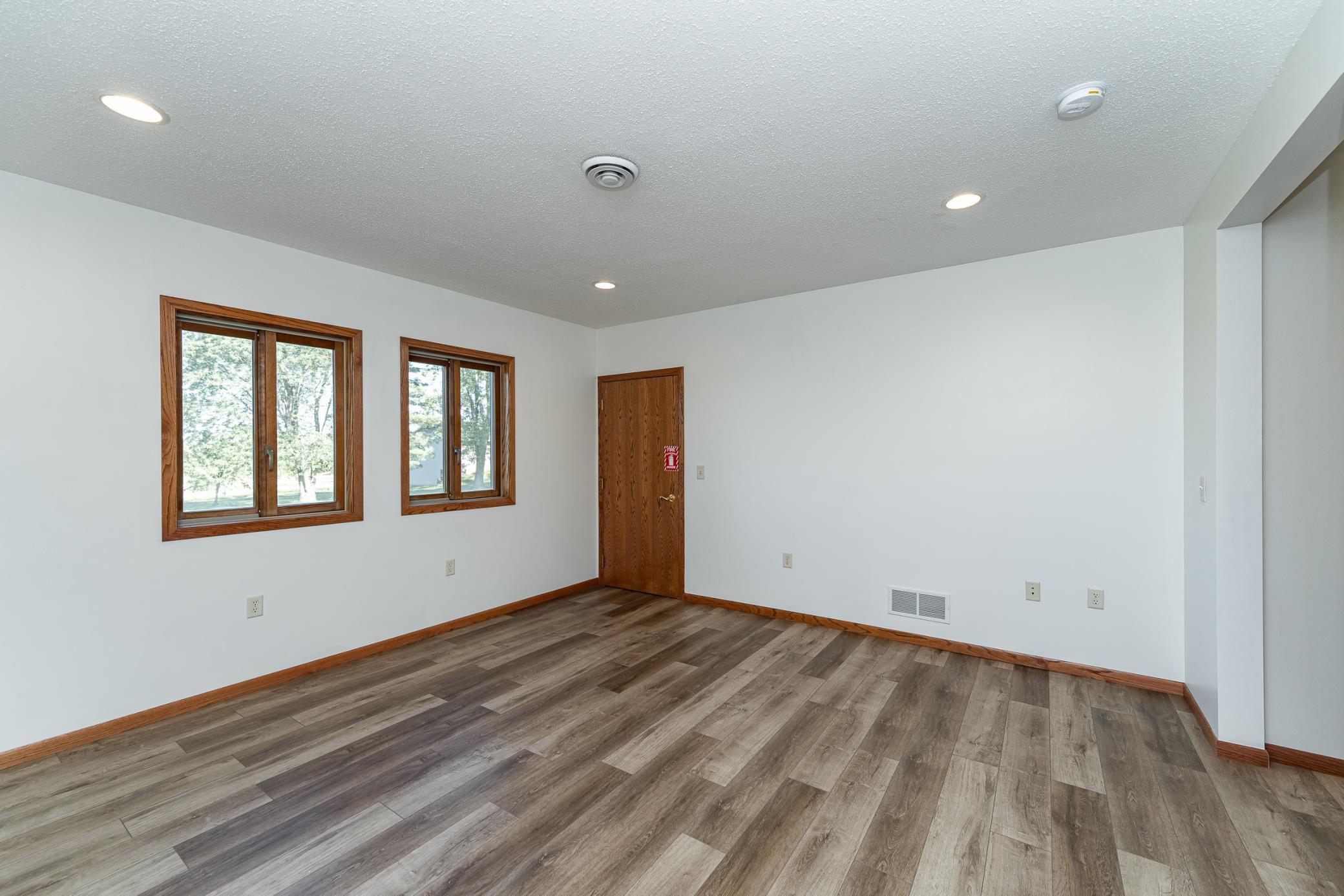 Rochester, Minnesota, 55902, United States, 5 Bedrooms Bedrooms, ,3 BathroomsBathrooms,Residential,Active,1894547