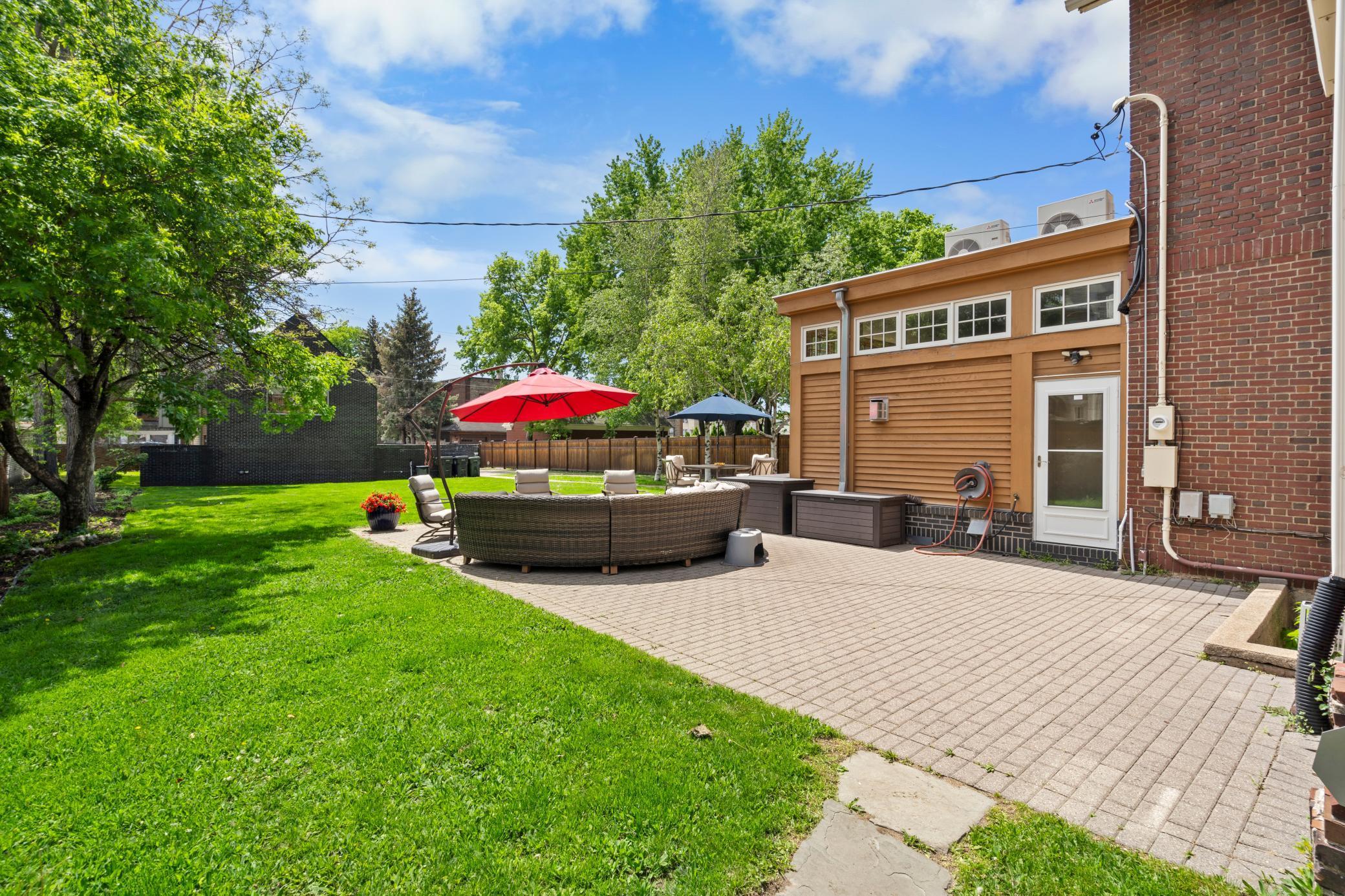 Saint Paul, Minnesota, 55105, United States, 6 Bedrooms Bedrooms, ,5 BathroomsBathrooms,Residential,Pending,2011867