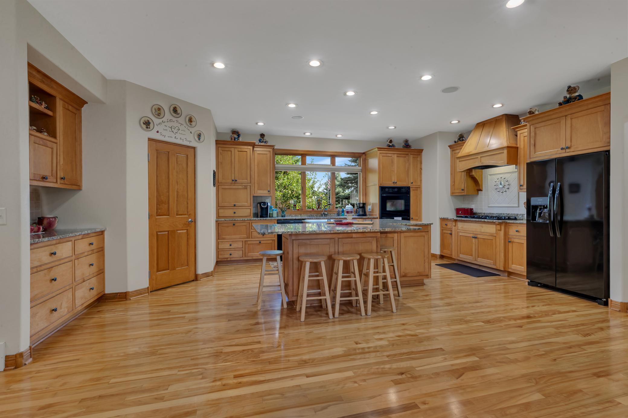 Saint Cloud, Minnesota, 56301, United States, 4 Bedrooms Bedrooms, ,3 BathroomsBathrooms,Residential,Active,1952283