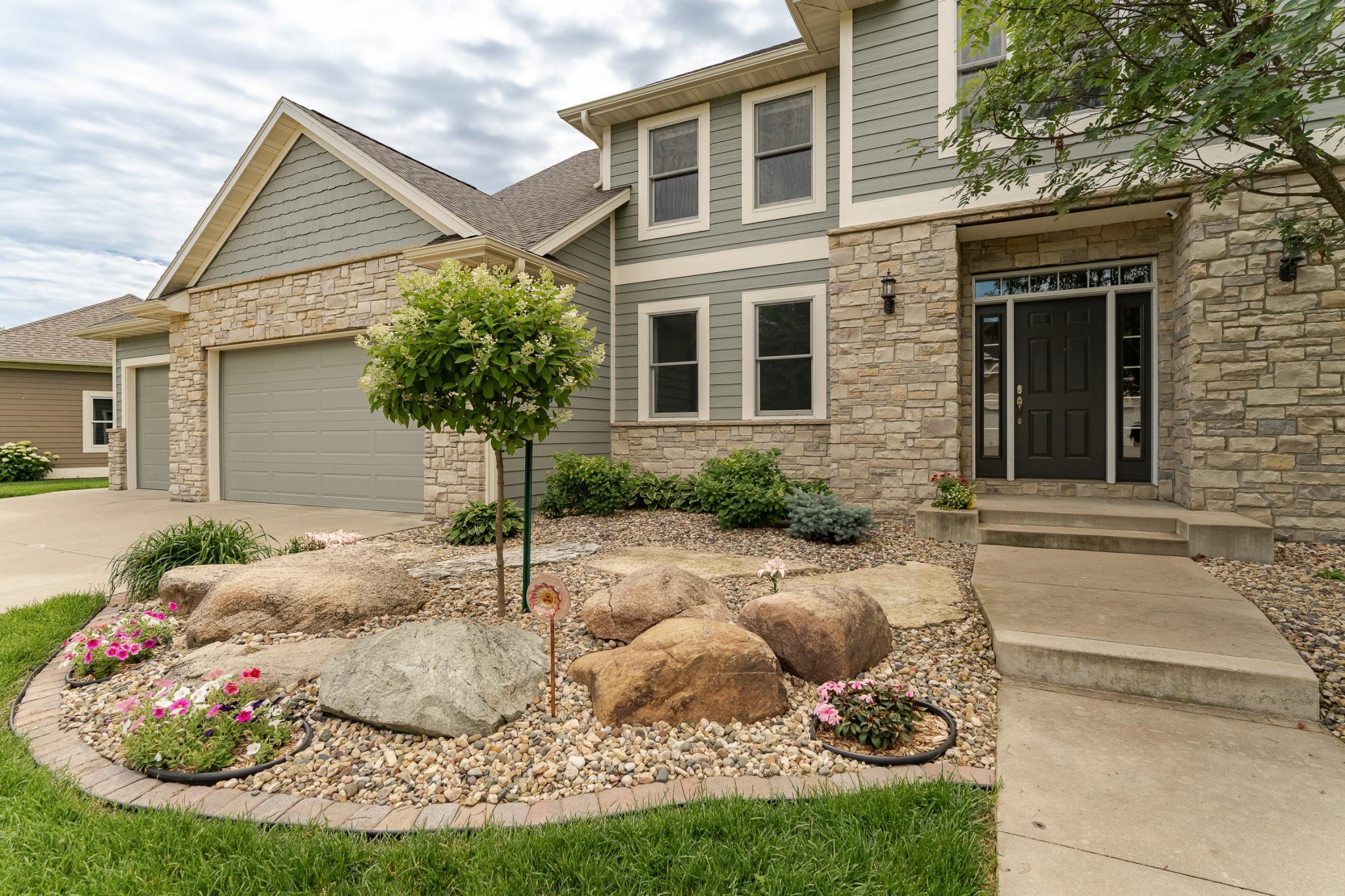 Rochester, Minnesota, 55902, United States, 6 Bedrooms Bedrooms, ,4 BathroomsBathrooms,Residential,Active,1888994