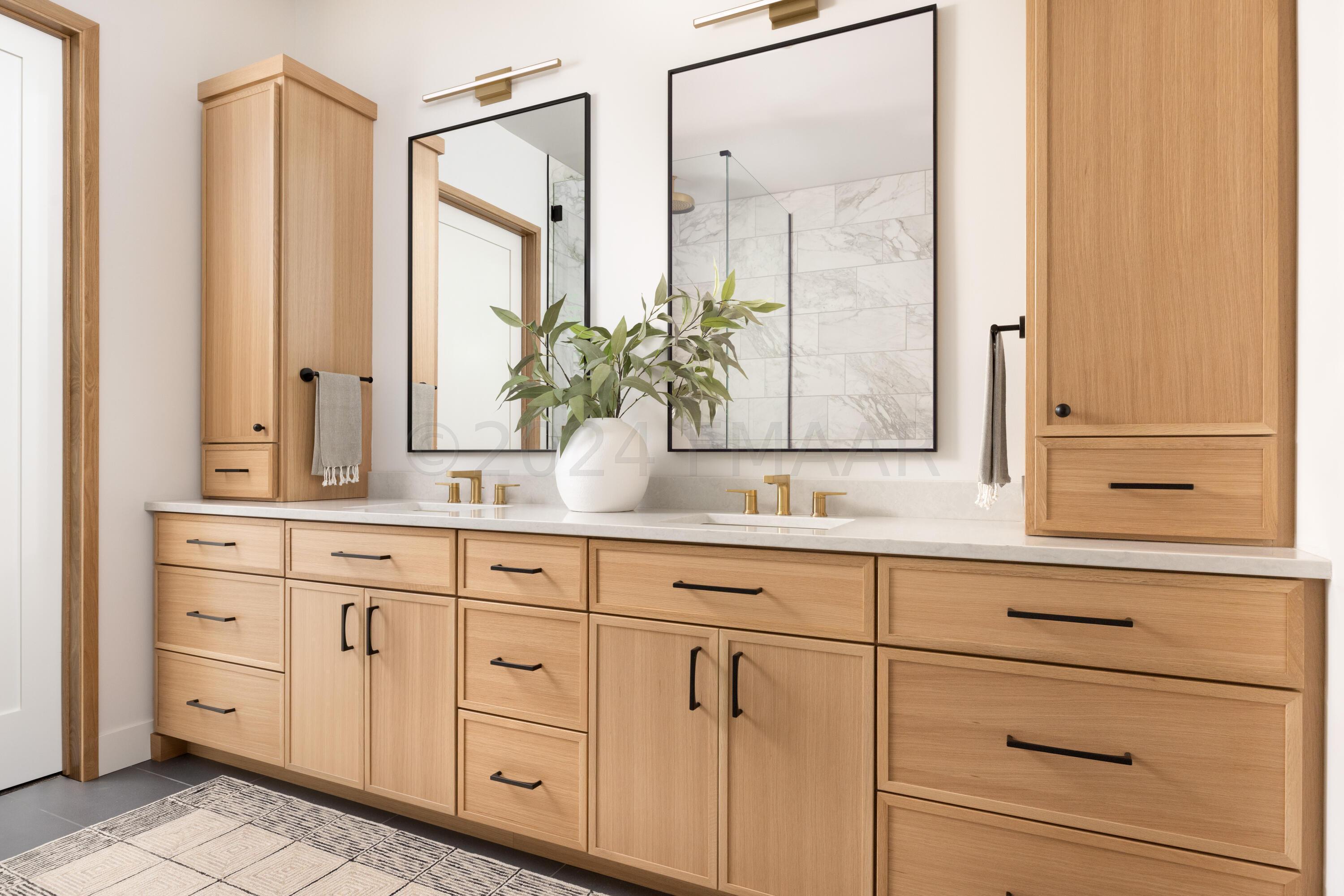 Fargo, North Dakota, 58102, United States, 3 Bedrooms Bedrooms, ,2 BathroomsBathrooms,Residential,Active,2008747