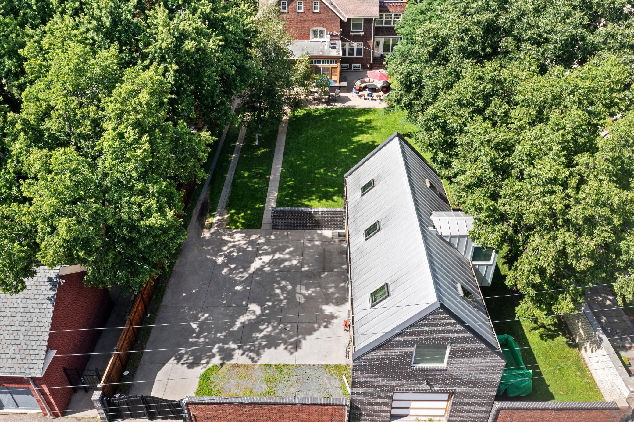 Saint Paul, Minnesota, 55105, United States, 6 Bedrooms Bedrooms, ,5 BathroomsBathrooms,Residential,Pending,2011867