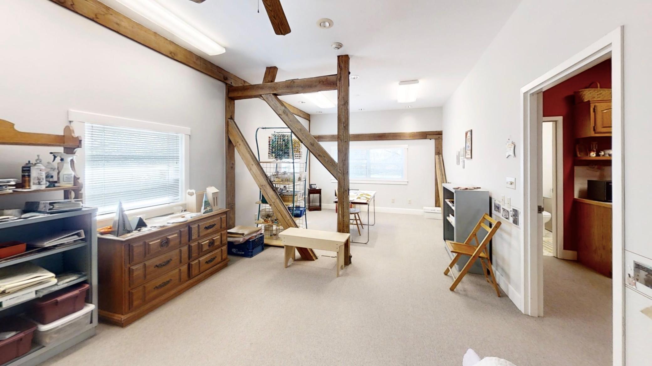 Northfield, Minnesota, 55057, United States, 3 Bedrooms Bedrooms, ,3 BathroomsBathrooms,Residential,Active,1920261