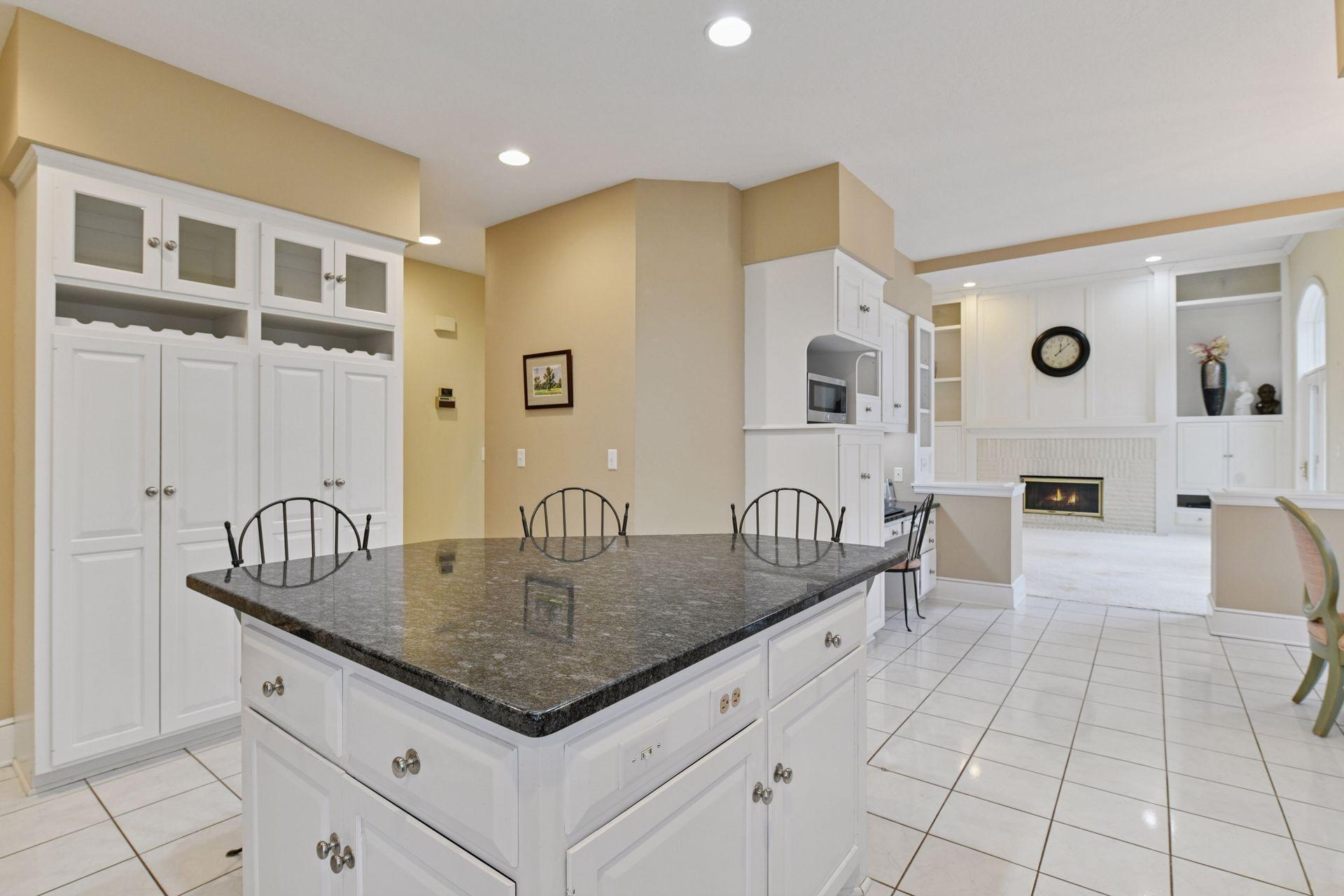 Excelsior, Minnesota, 55331, United States, 4 Bedrooms Bedrooms, ,4 BathroomsBathrooms,Residential,Active,1996287