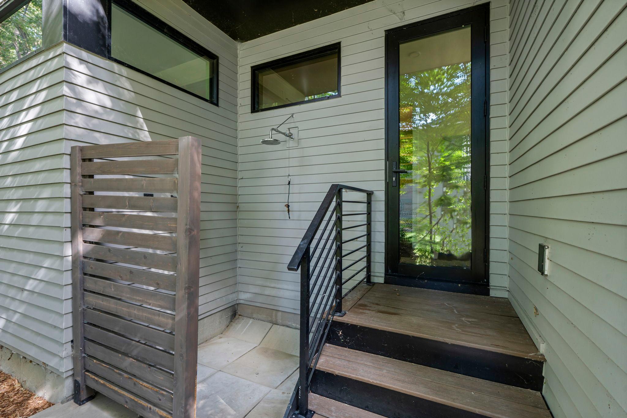 Shakopee, Minnesota, 55379, United States, 5 Bedrooms Bedrooms, ,5 BathroomsBathrooms,Residential,Active,1964254