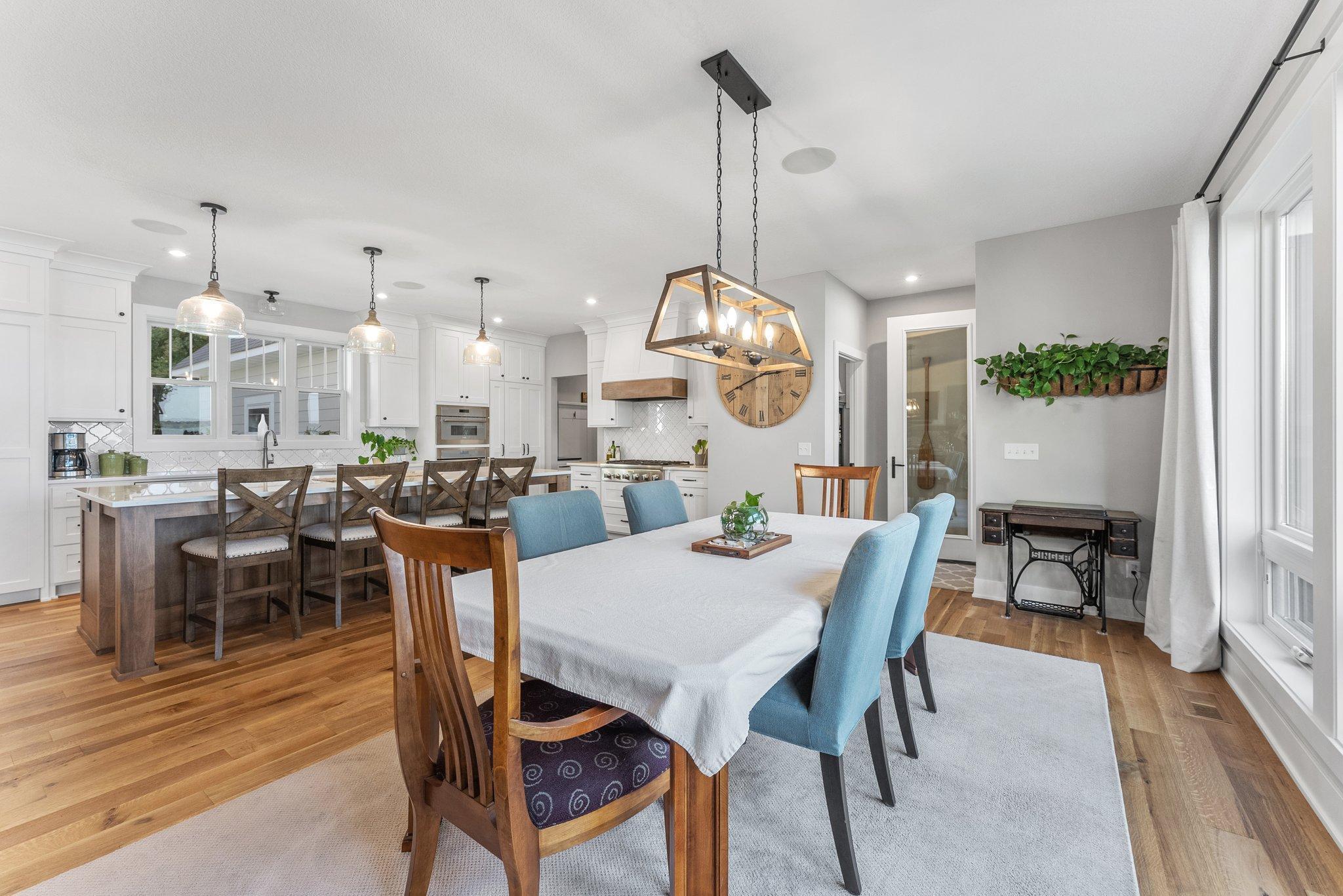 Wayzata, Minnesota, 55391, United States, 3 Bedrooms Bedrooms, ,3 BathroomsBathrooms,Residential,Active,2018191