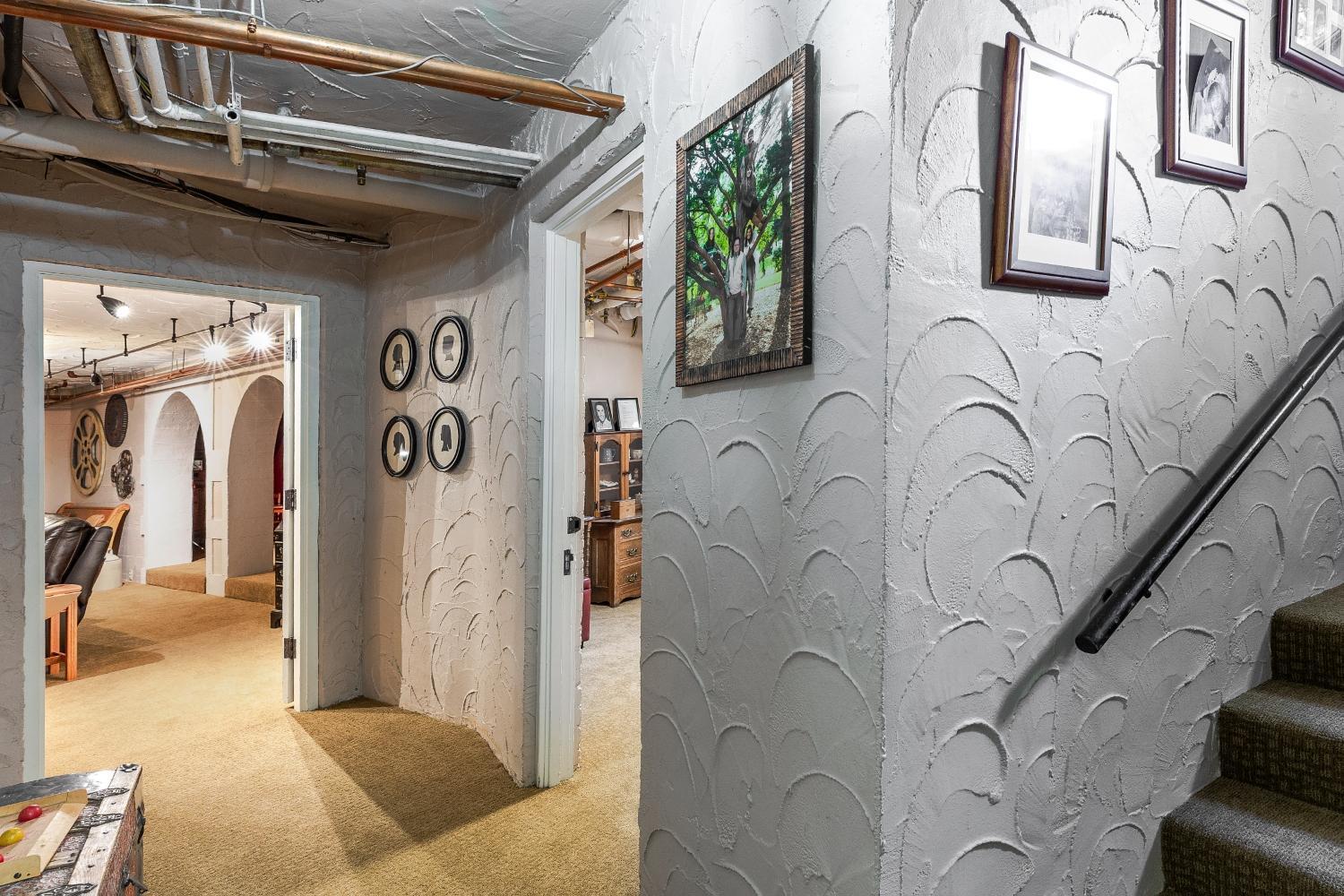 Winona, Minnesota, 55987, United States, 6 Bedrooms Bedrooms, ,6 BathroomsBathrooms,Residential,Active,1926925