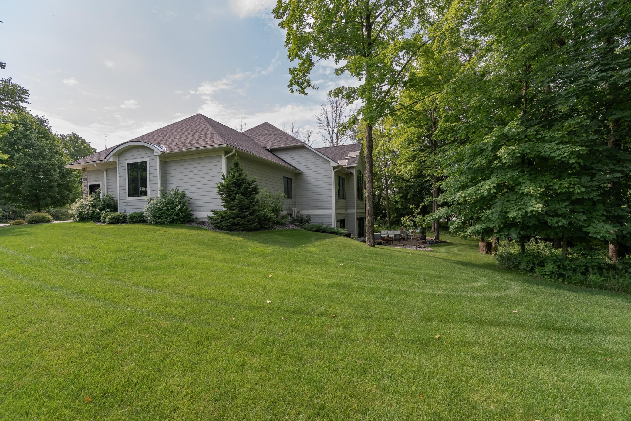 Rochester, Minnesota, 55902, United States, 4 Bedrooms Bedrooms, ,3 BathroomsBathrooms,Residential,Active,1905106