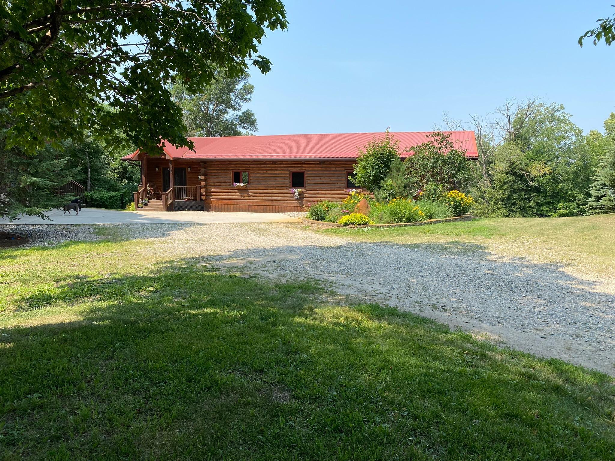 Detroit Lakes, Minnesota, 56501, United States, 3 Bedrooms Bedrooms, ,2 BathroomsBathrooms,Residential,Active,2017453