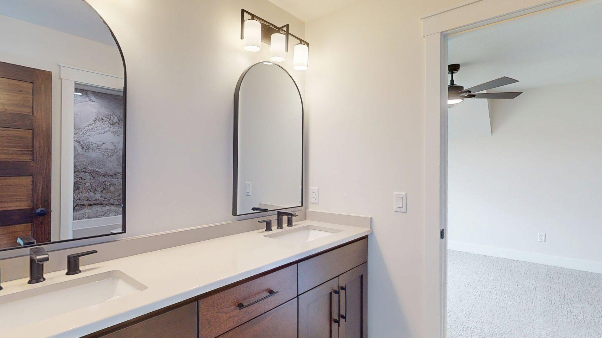 Rochester, Minnesota, 55901, United States, ,4 BathroomsBathrooms,Residential,Active,1853238