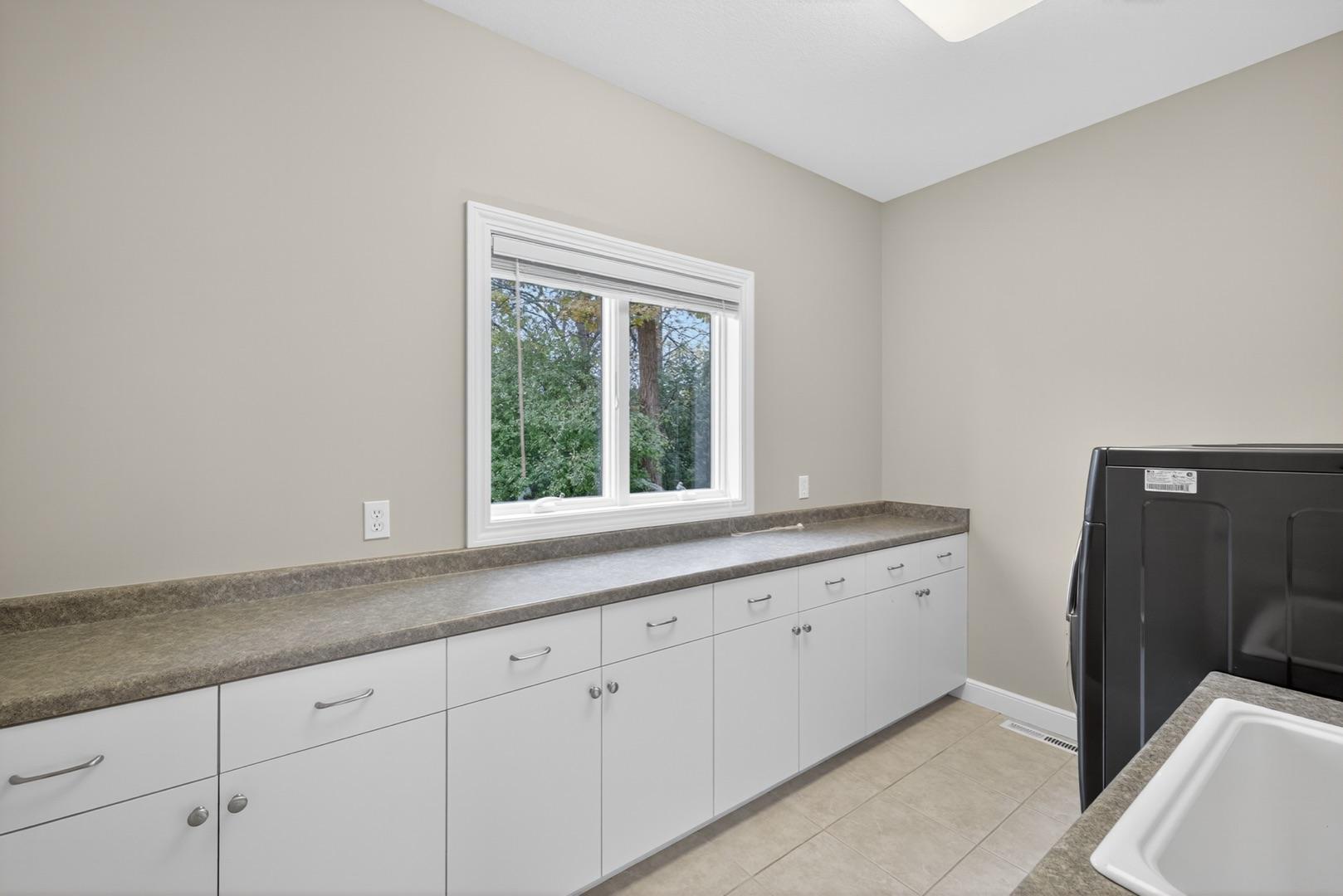 Rochester, Minnesota, 55902, United States, 6 Bedrooms Bedrooms, ,5 BathroomsBathrooms,Residential,Active,1995276