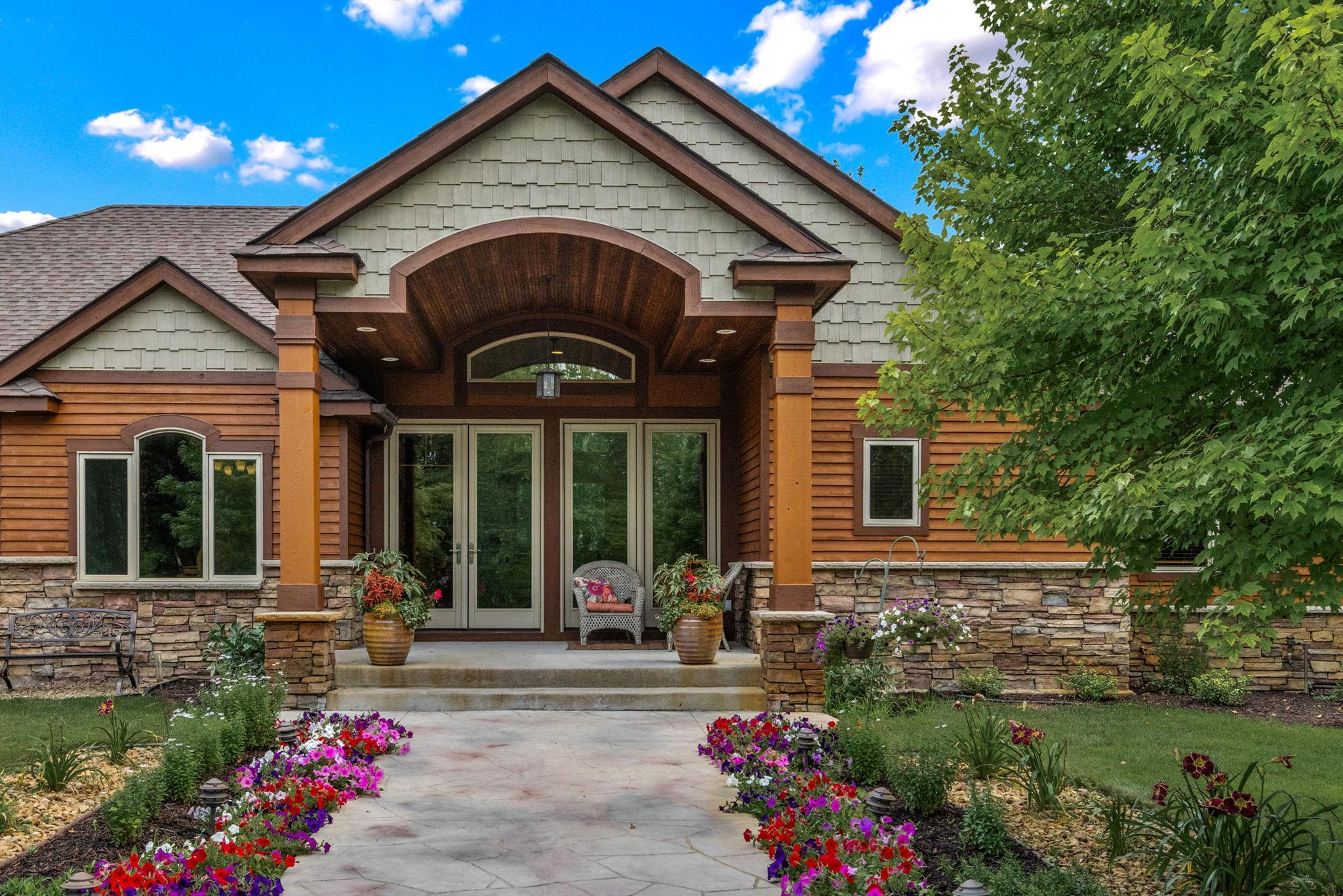 Rogers, Minnesota, 55374, United States, 5 Bedrooms Bedrooms, ,5 BathroomsBathrooms,Residential,Active,1914592