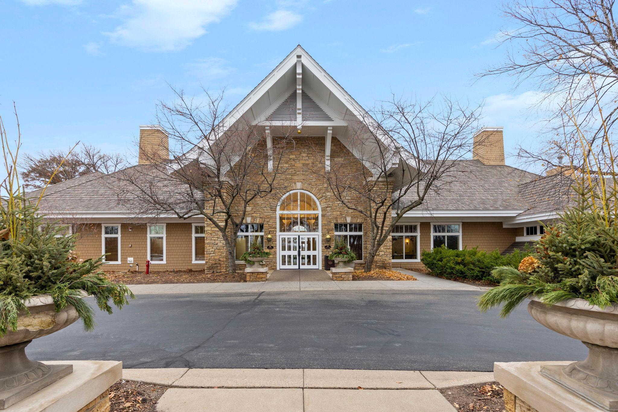 Eden Prairie, Minnesota, 55347, United States, 5 Bedrooms Bedrooms, ,6 BathroomsBathrooms,Residential,Active,1997621