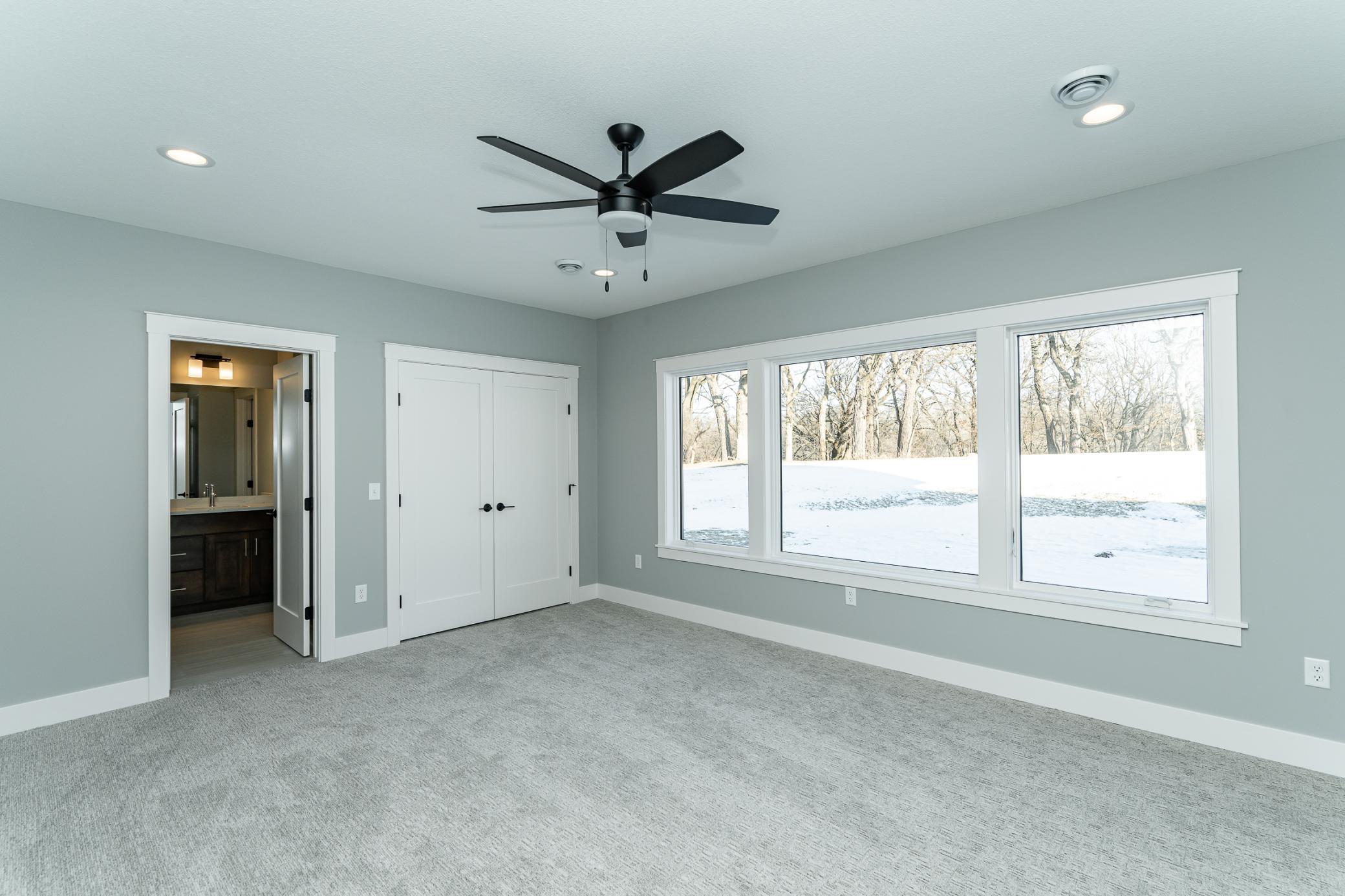 Rochester, Minnesota, 55902, United States, 5 Bedrooms Bedrooms, ,6 BathroomsBathrooms,Residential,Active,1892599