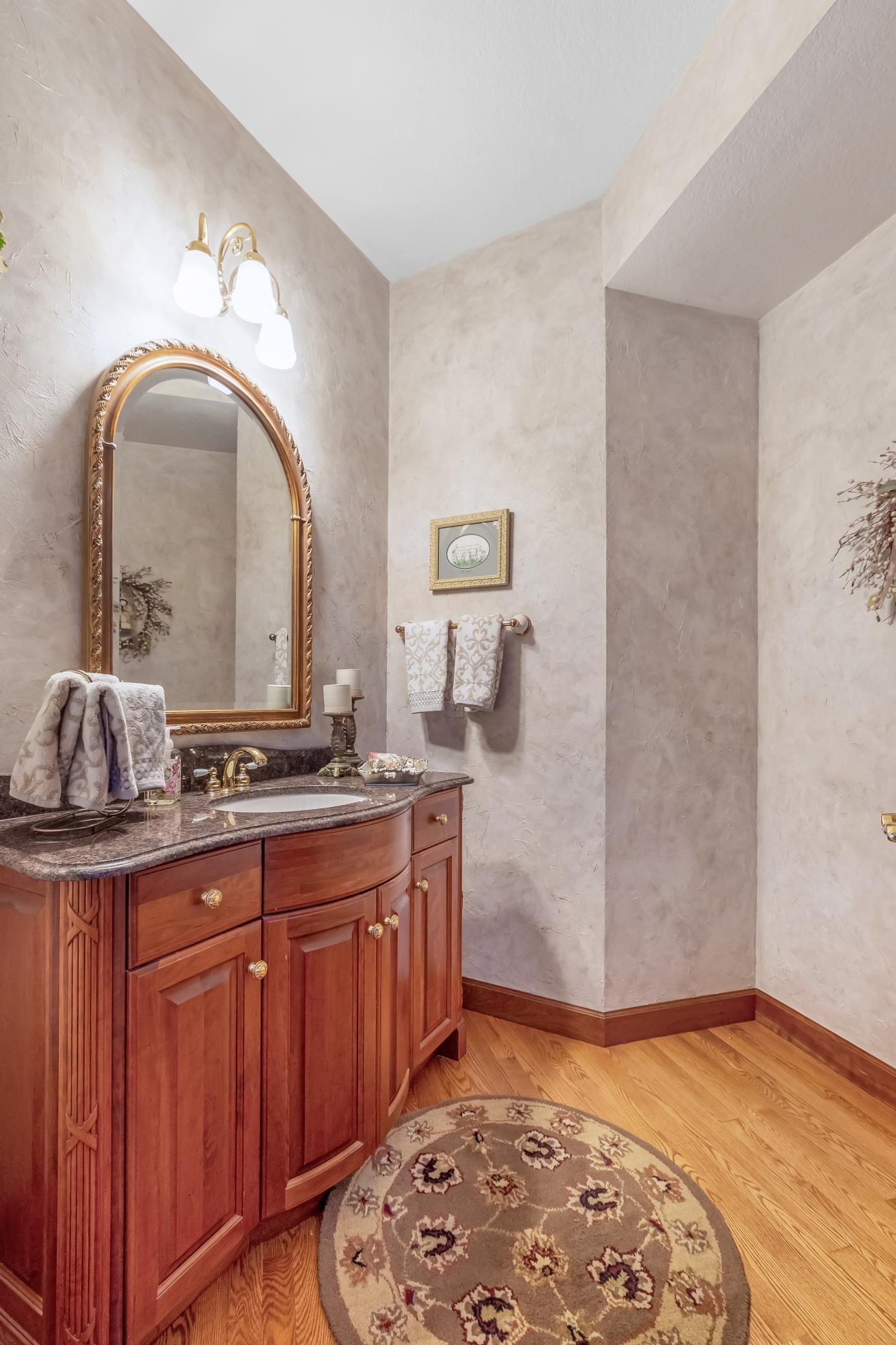 Stillwater, Minnesota, 55082, United States, 6 Bedrooms Bedrooms, ,5 BathroomsBathrooms,Residential,Active,1834479